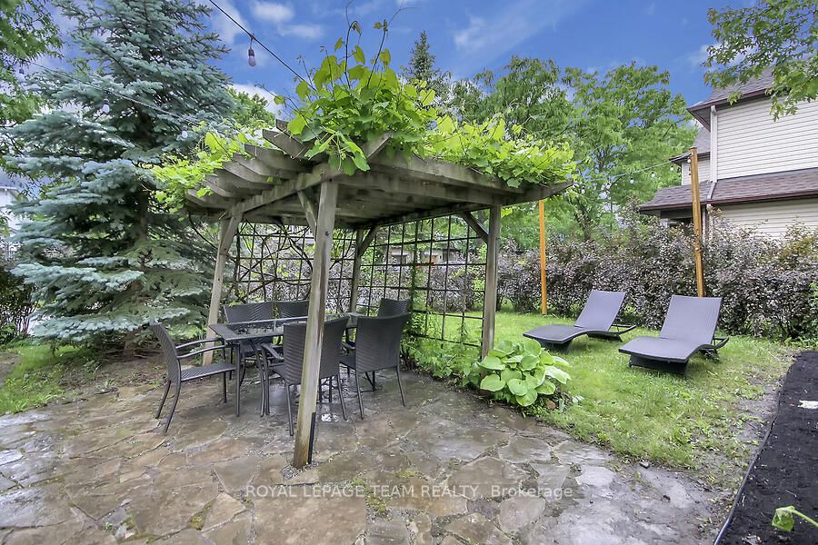 70 Oldfield Street Property Photo 39