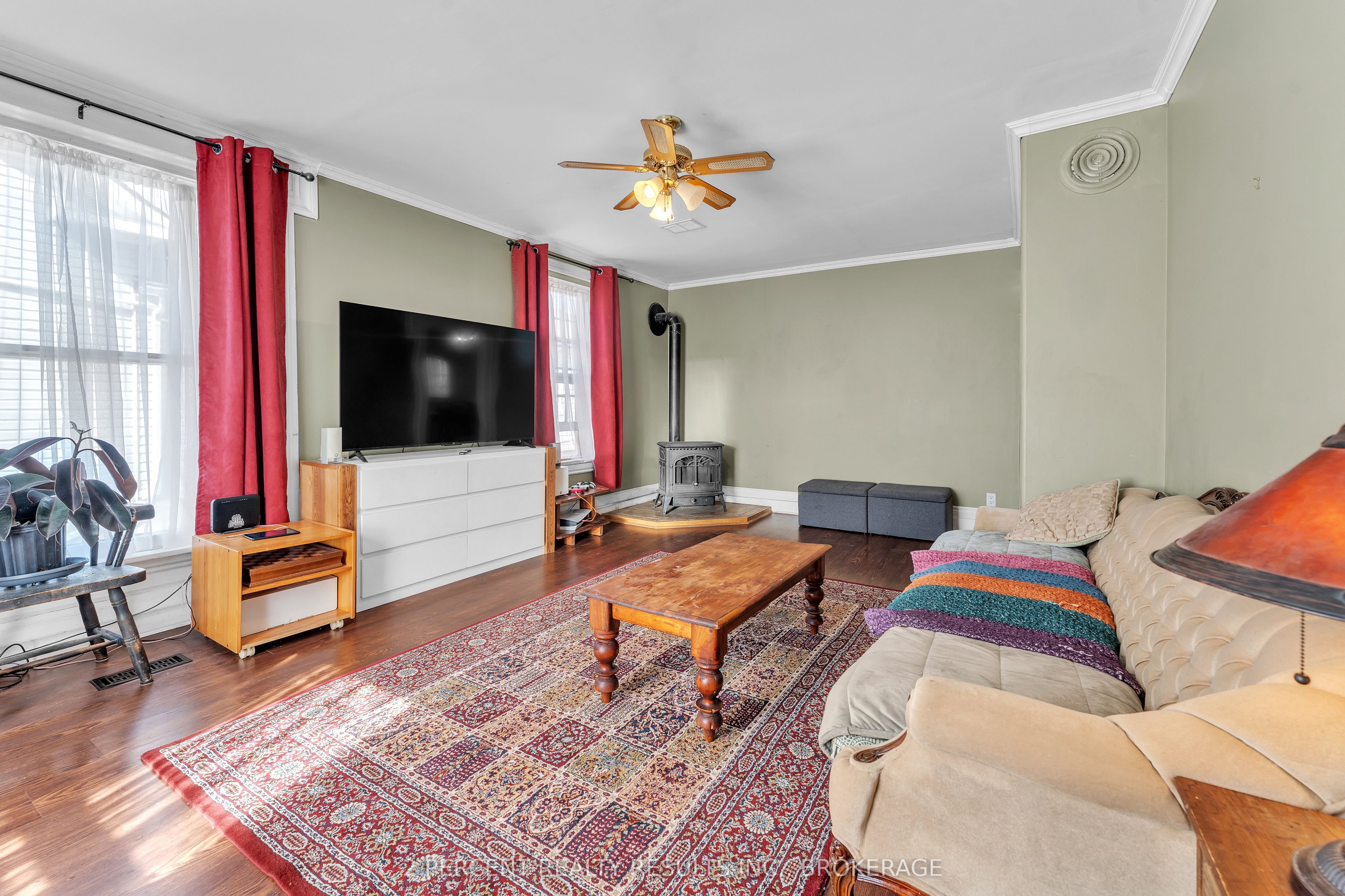 11 Water Street Property Photo 8