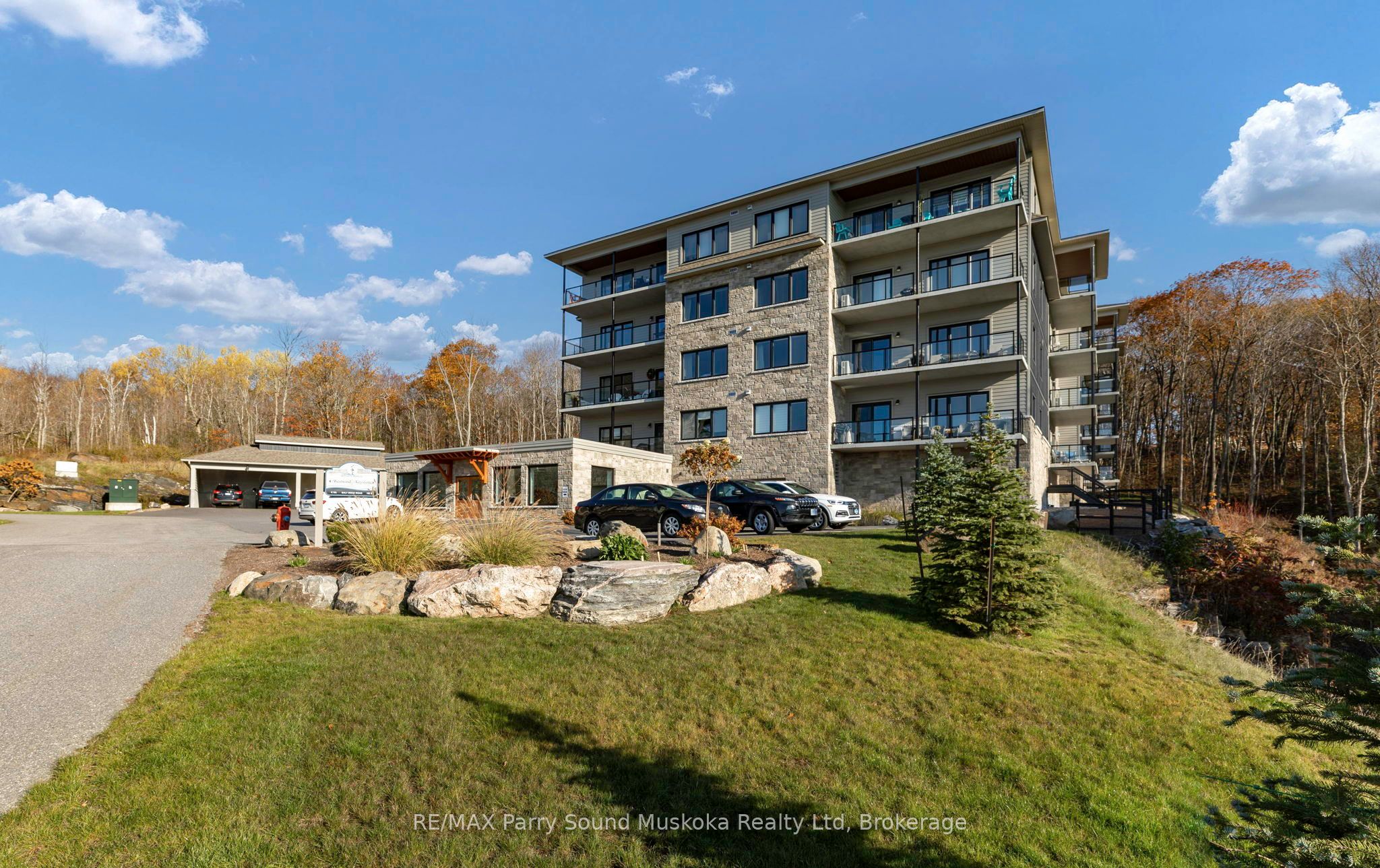 #303 - 11b Salt Dock Road Property Photo 1