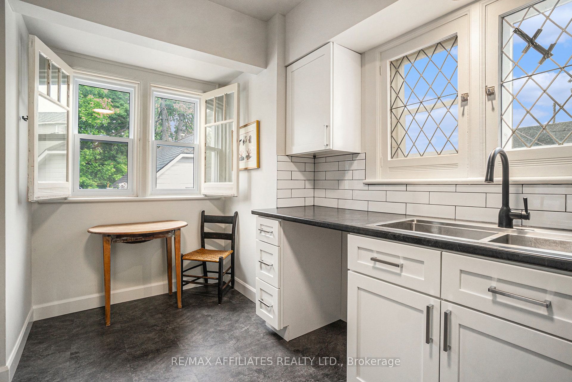 65 Mcgill Street Property Photo 9