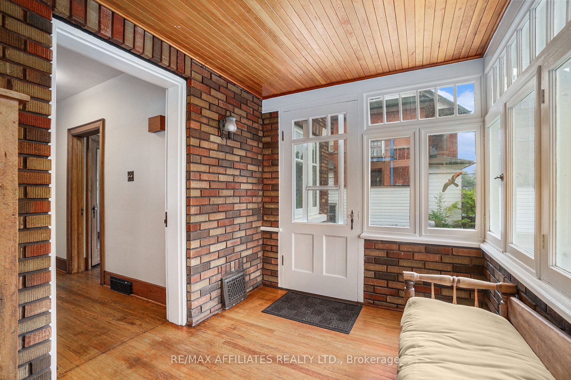 65 Mcgill Street Property Photo 17