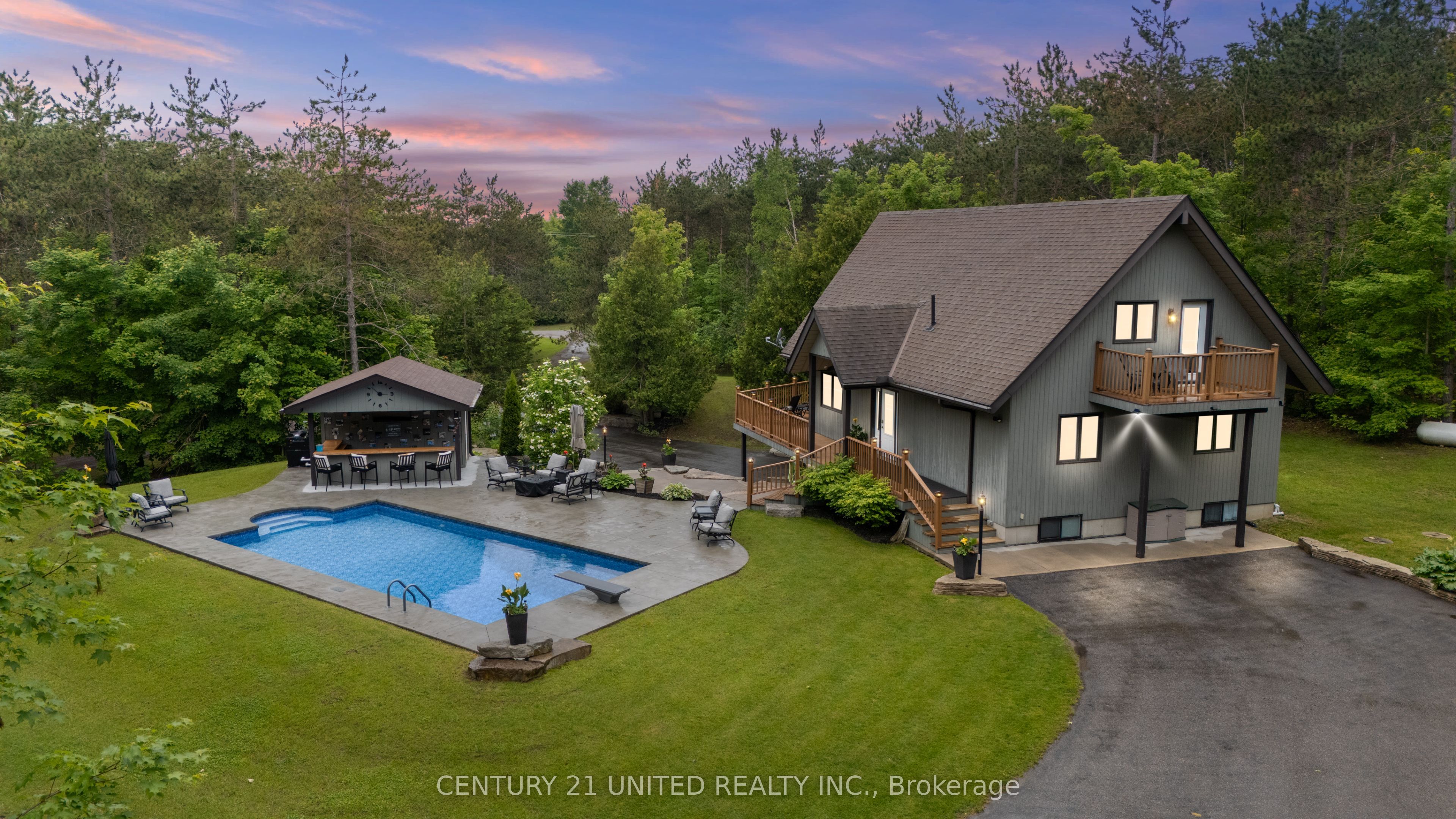 113 Sugarbush Boulevard Property Photo 1
