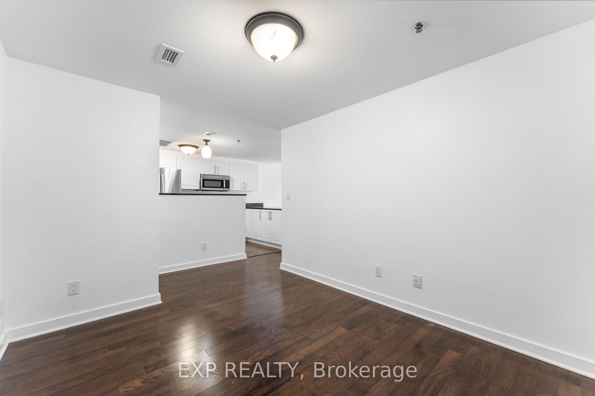 #403 - 456 King Edward Avenue Property Photo 7