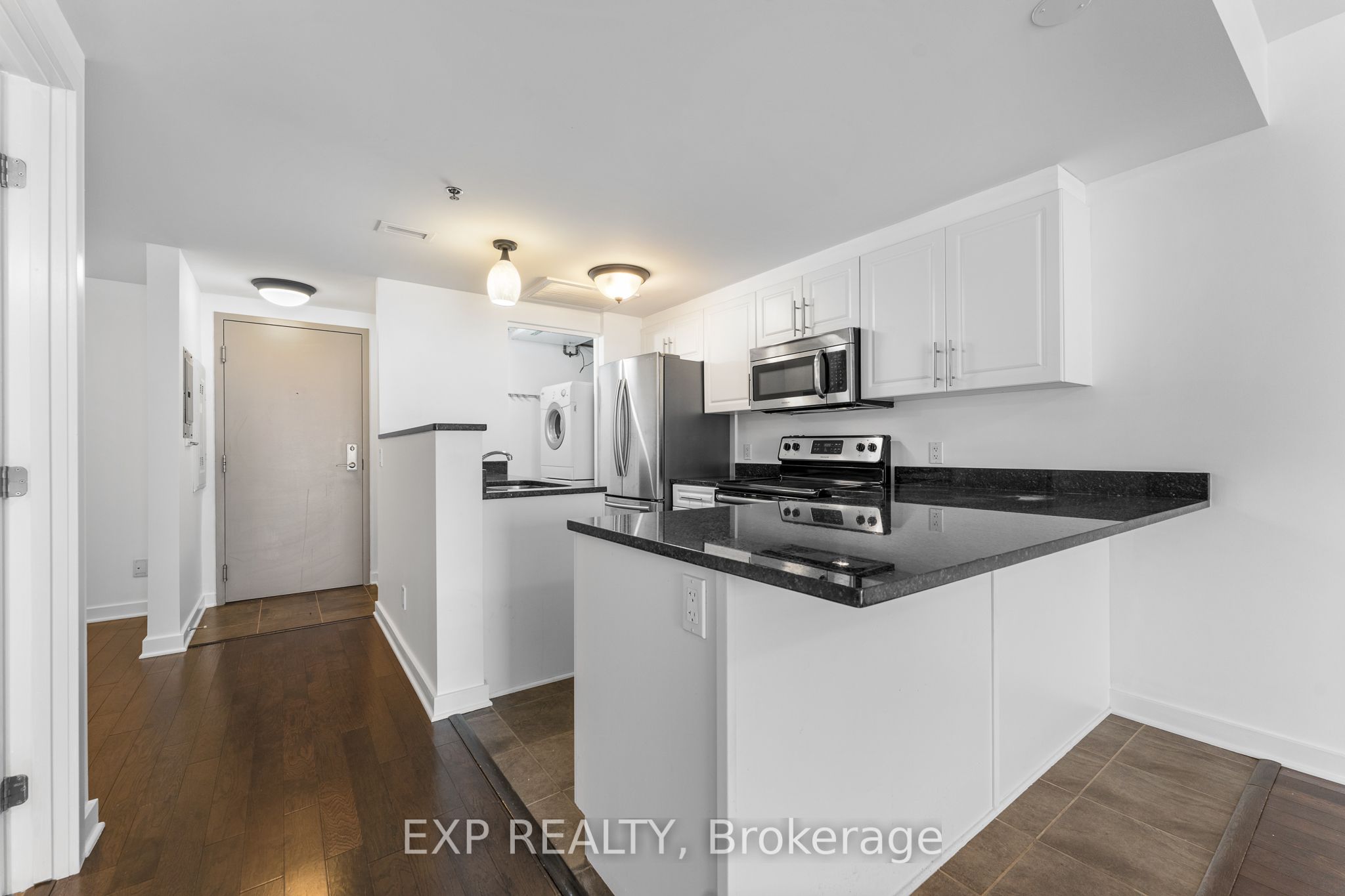 #403 - 456 King Edward Avenue Property Photo 10