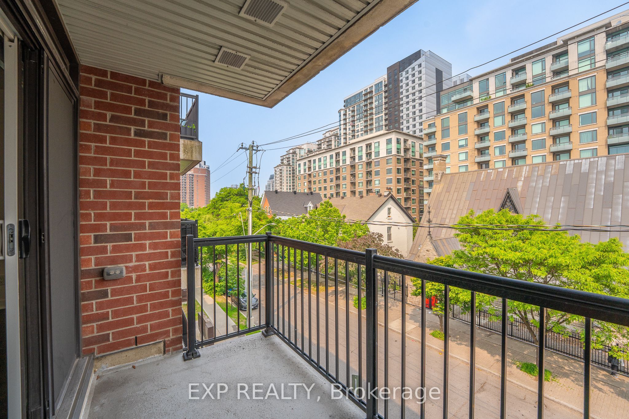 #403 - 456 King Edward Avenue Property Photo 19