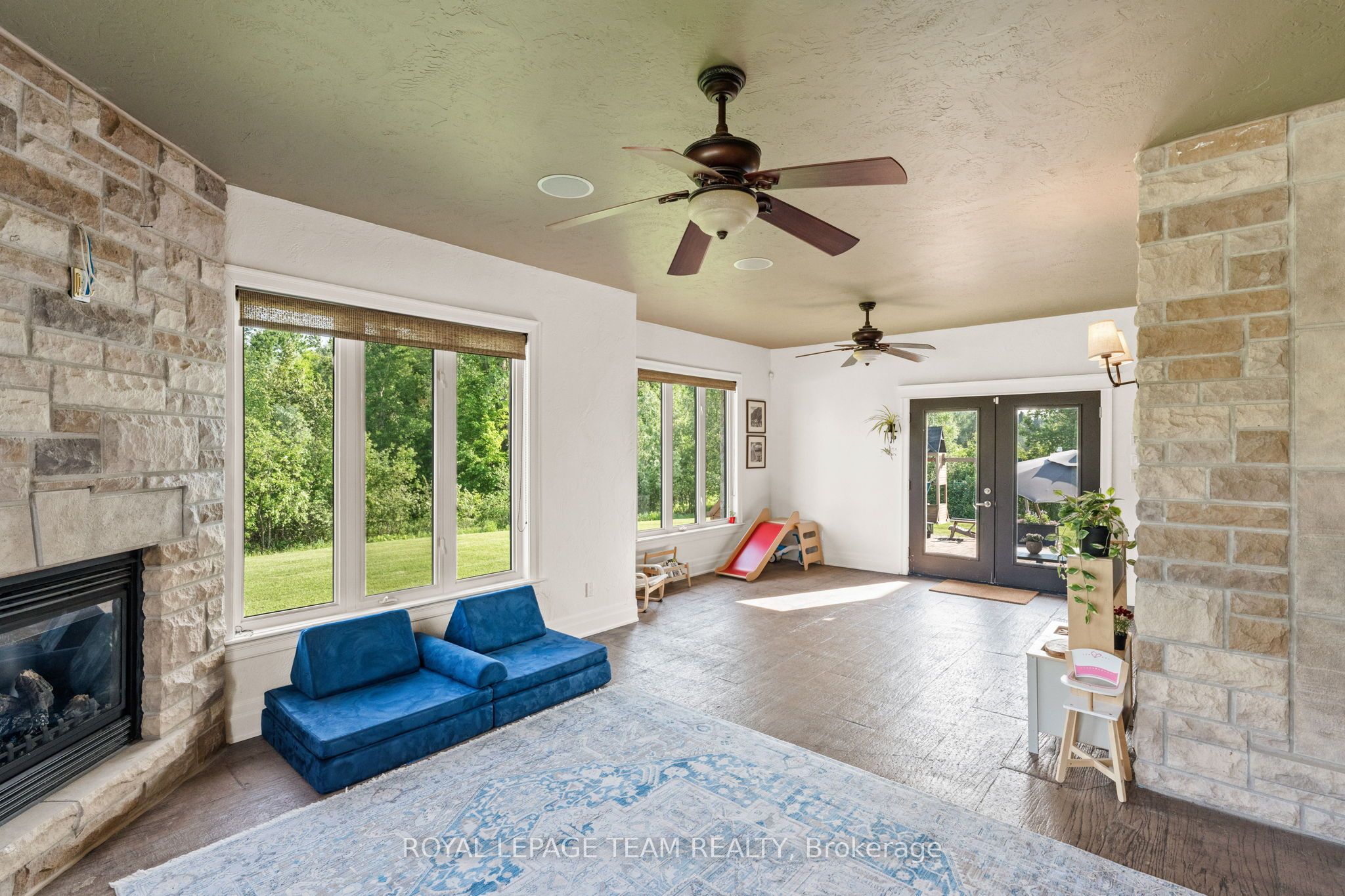 6132 Pebblewoods Drive Property Photo 20