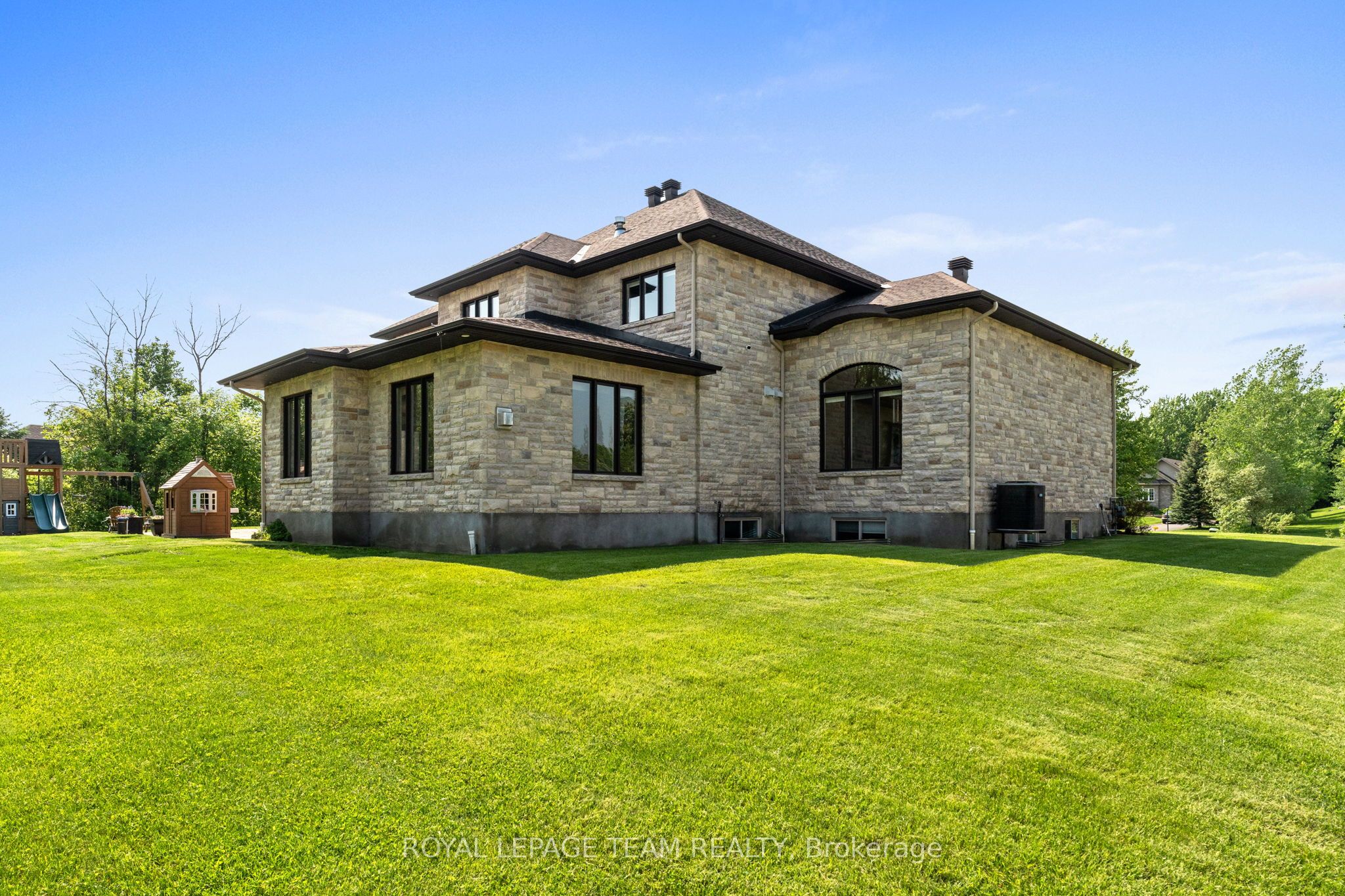 6132 Pebblewoods Drive Property Photo 45