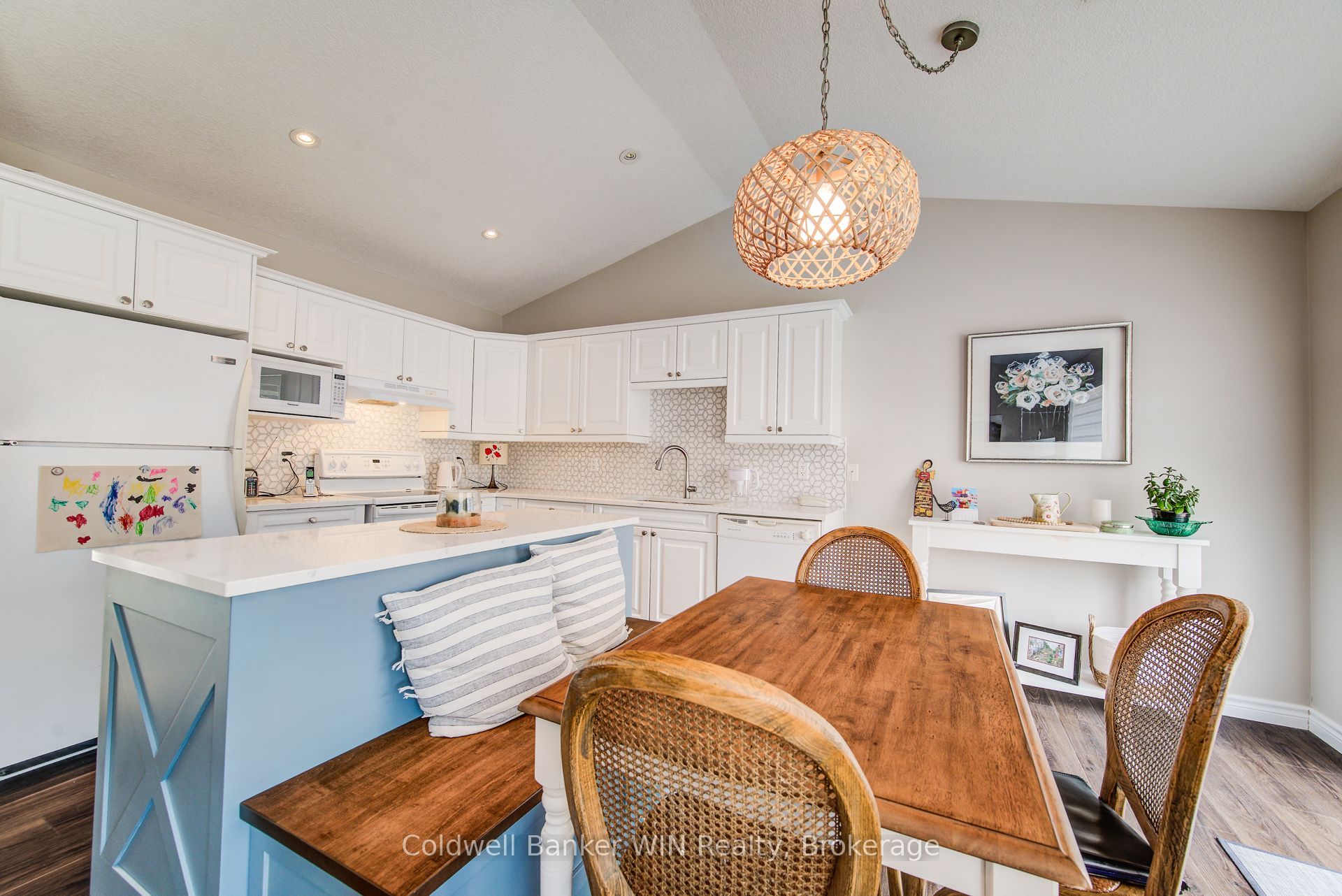 116 Church Street N Property Photo 15
