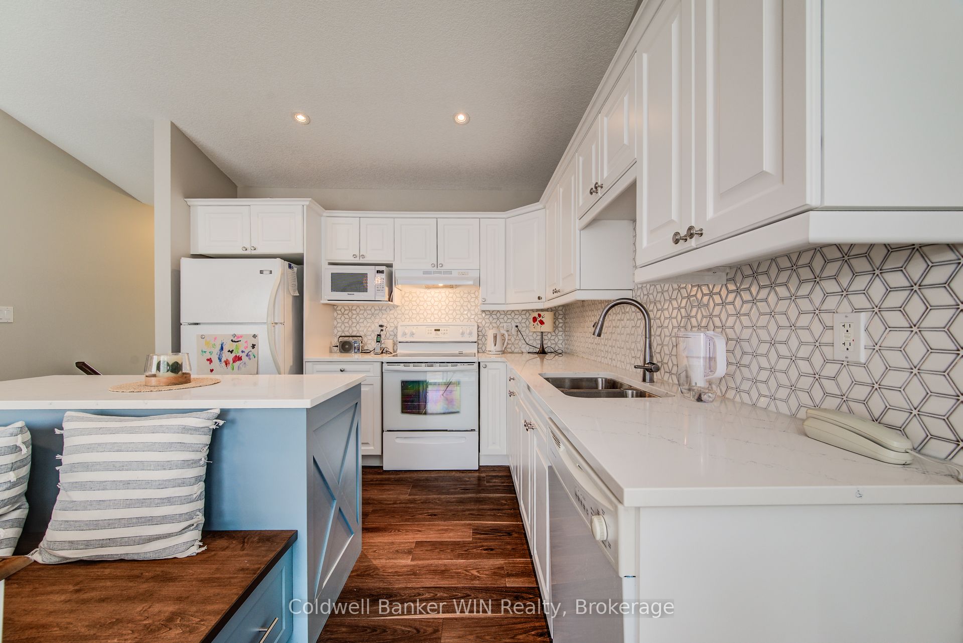 116 Church Street N Property Photo 17
