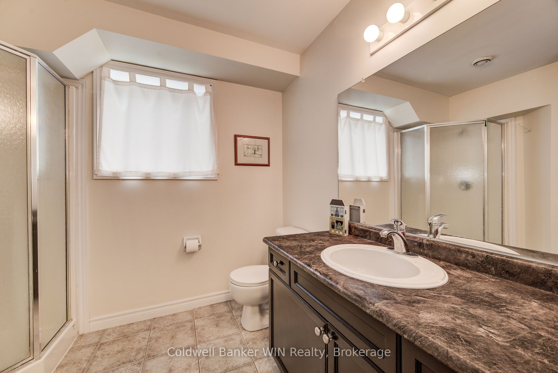 116 Church Street N Property Photo 34
