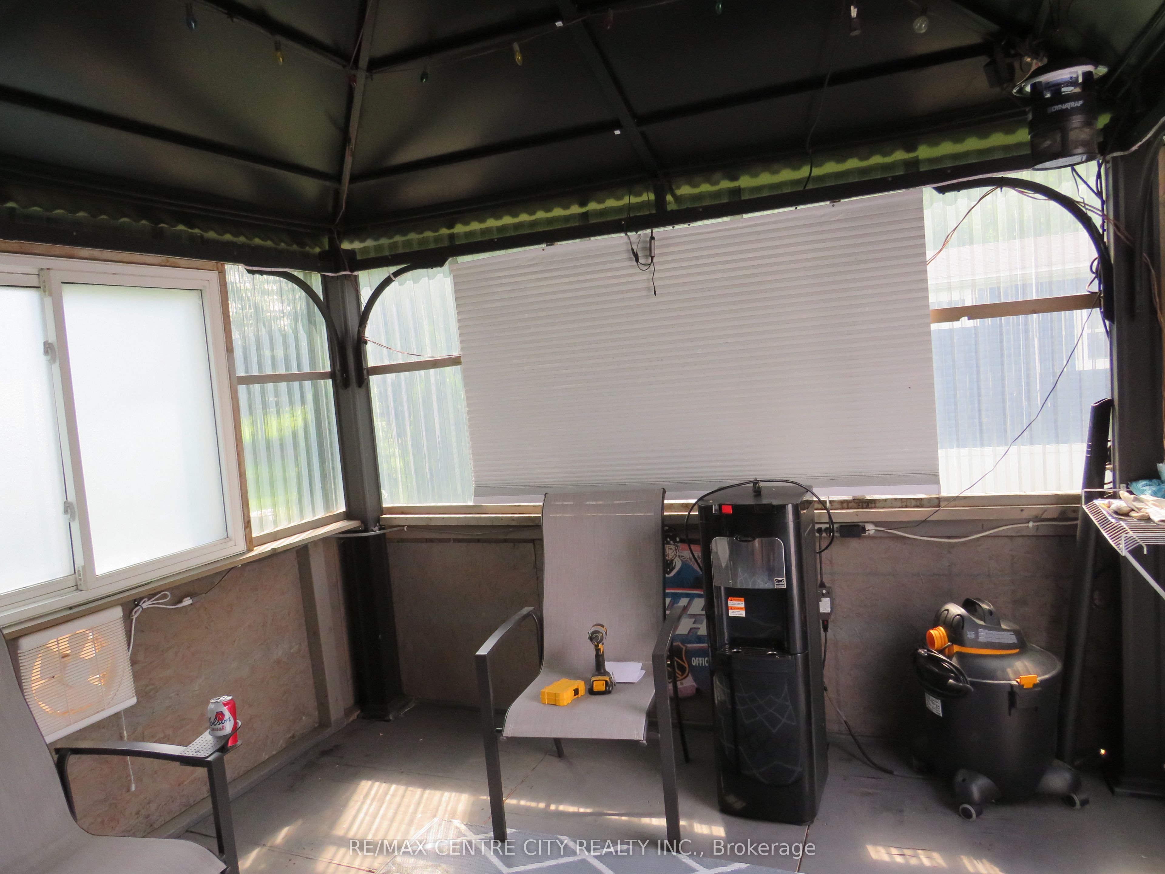 15895 Longwoods Road 106 Property Photo 6