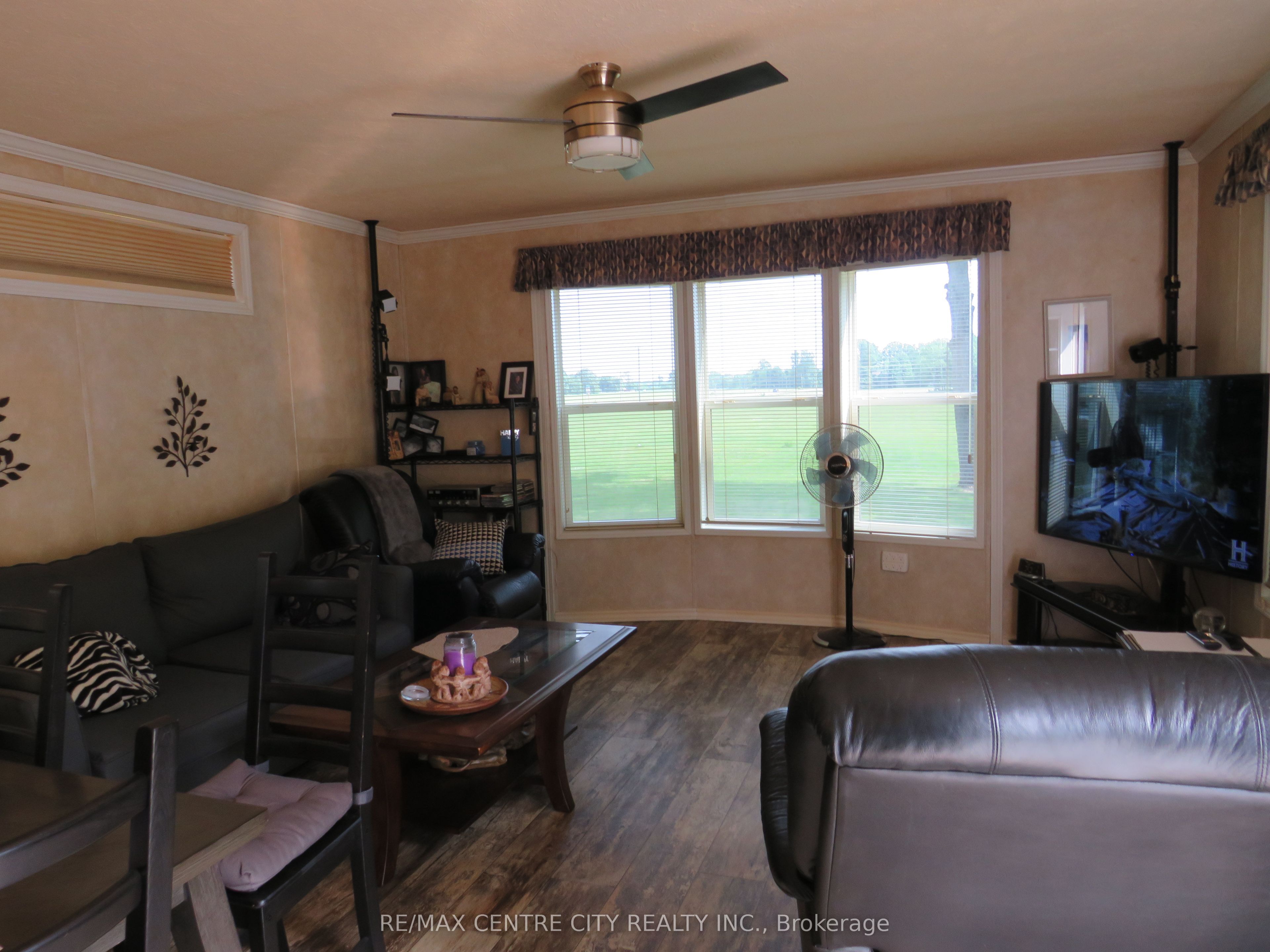 15895 Longwoods Road 106 Property Photo 7