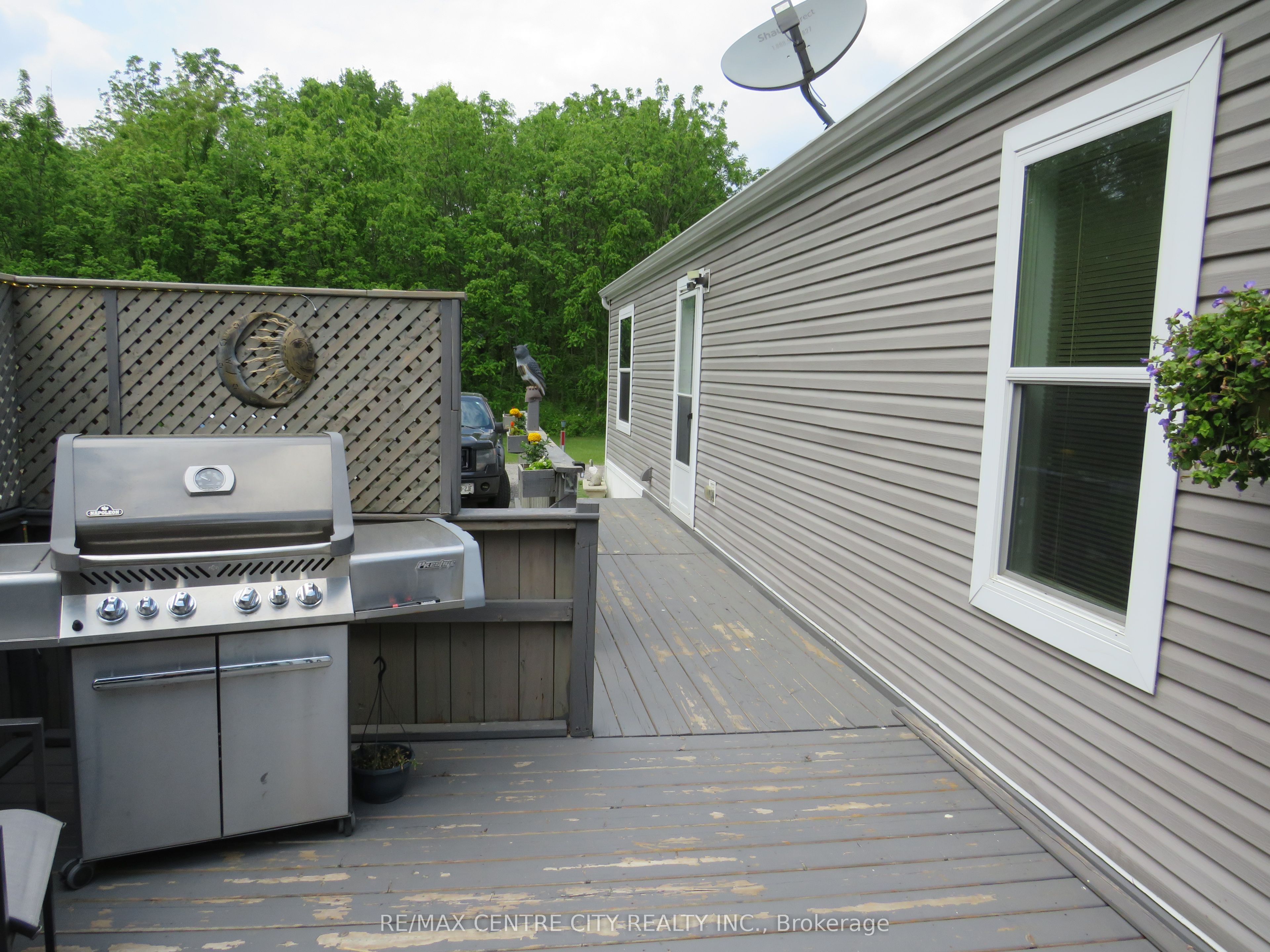 15895 Longwoods Road 106 Property Photo 16