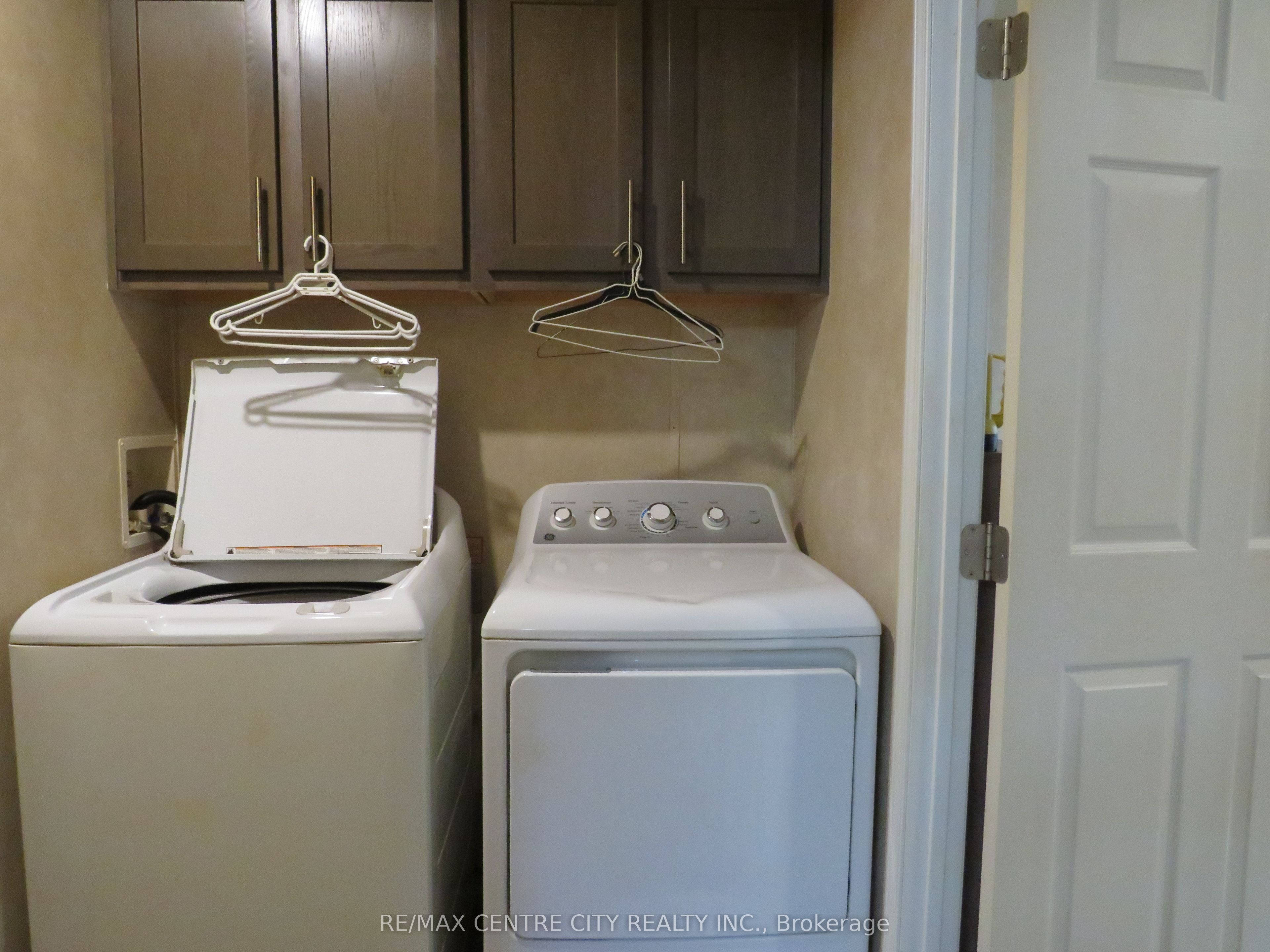 15895 Longwoods Road 106 Property Photo 17