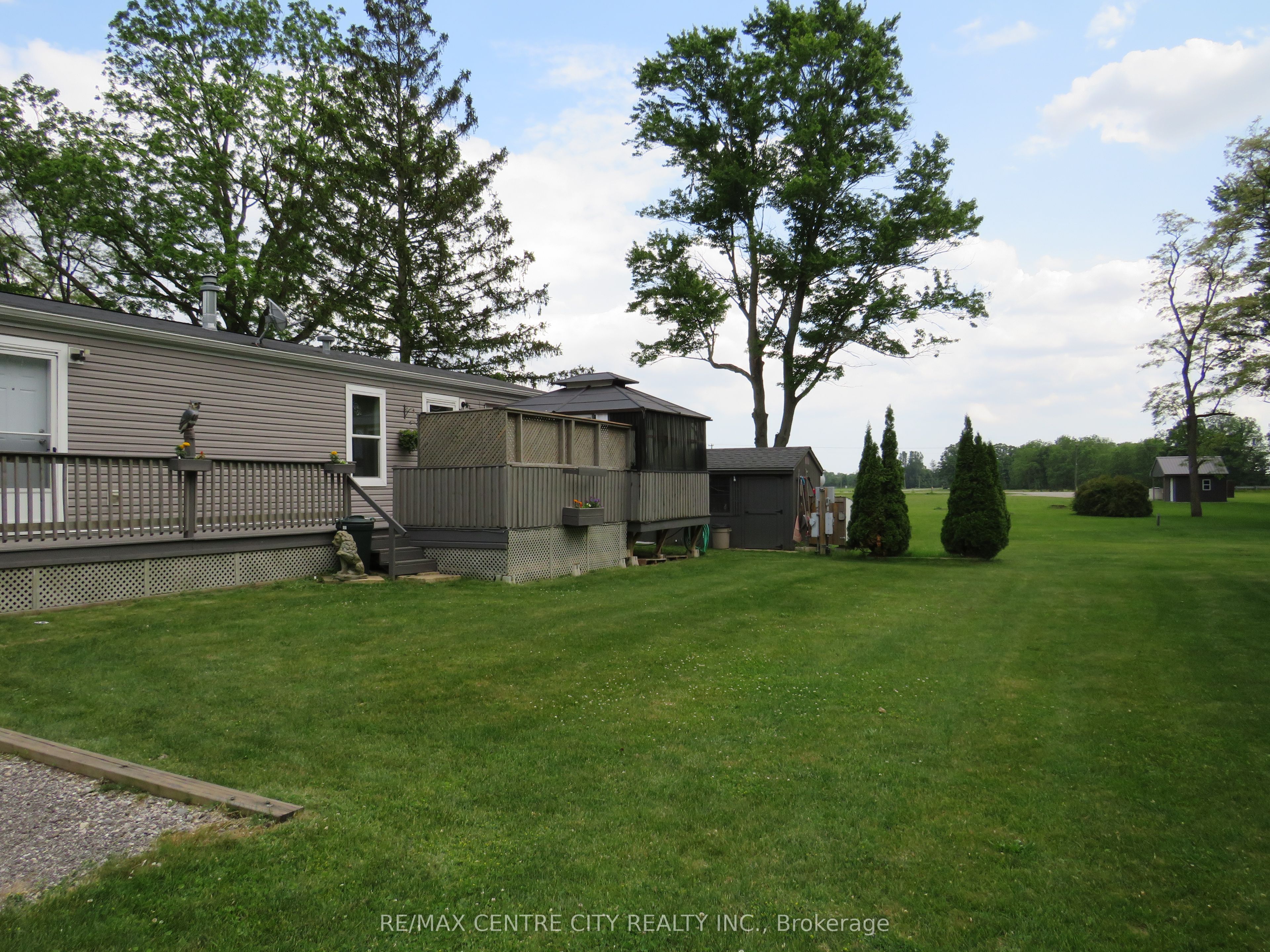 15895 Longwoods Road 106 Property Photo 19