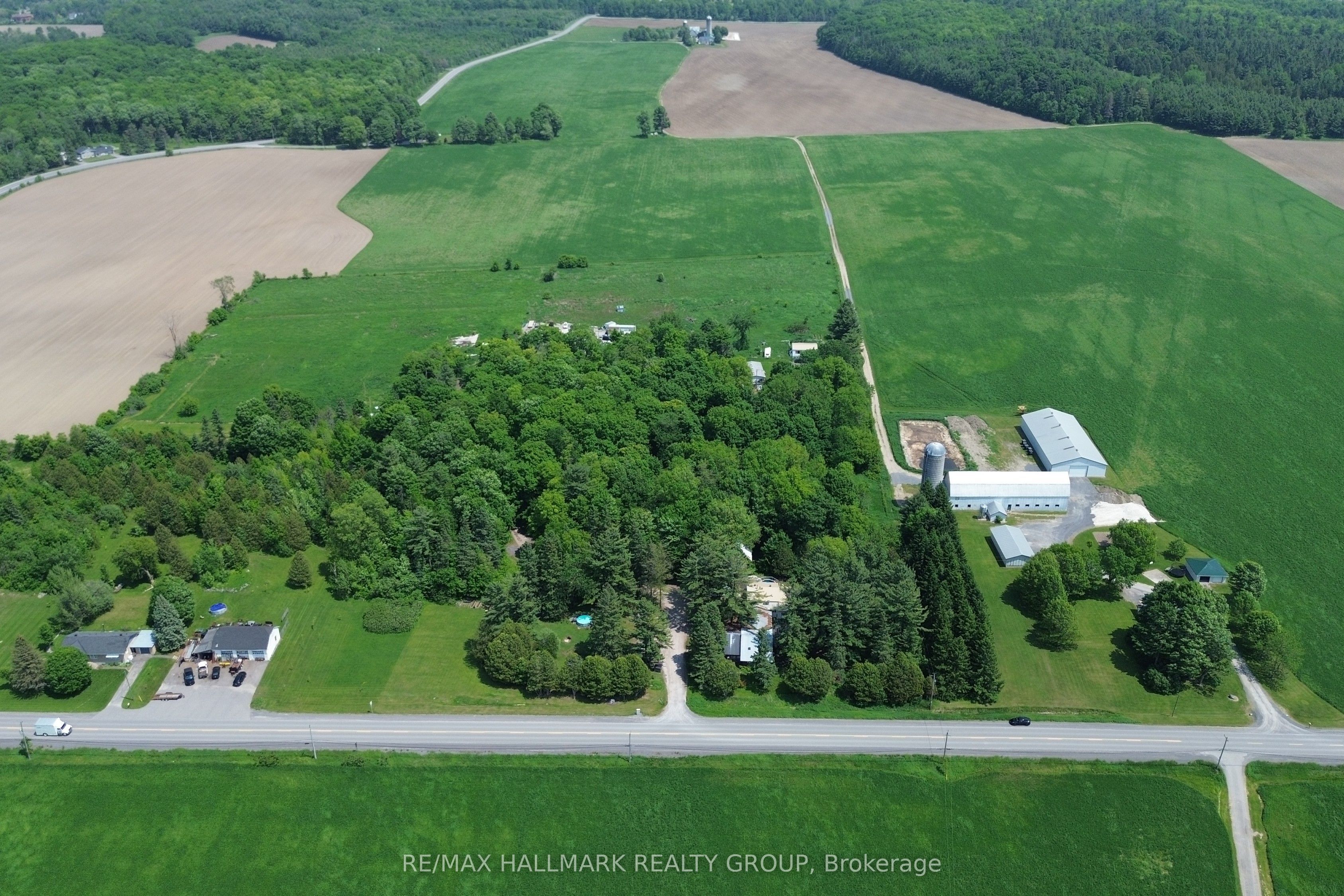 1675 Dunning Road Property Photo 1
