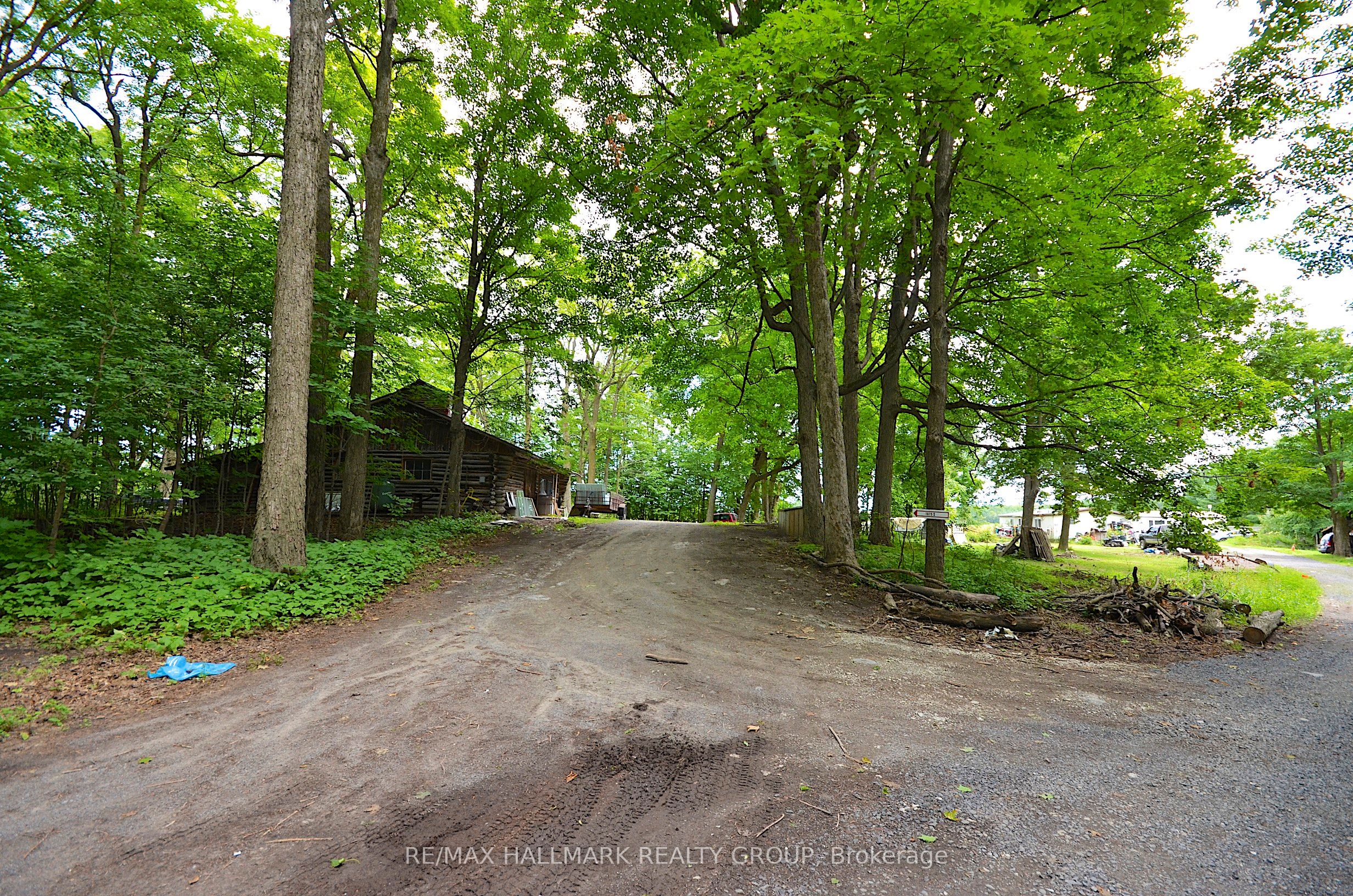 1675 Dunning Road Property Photo 30