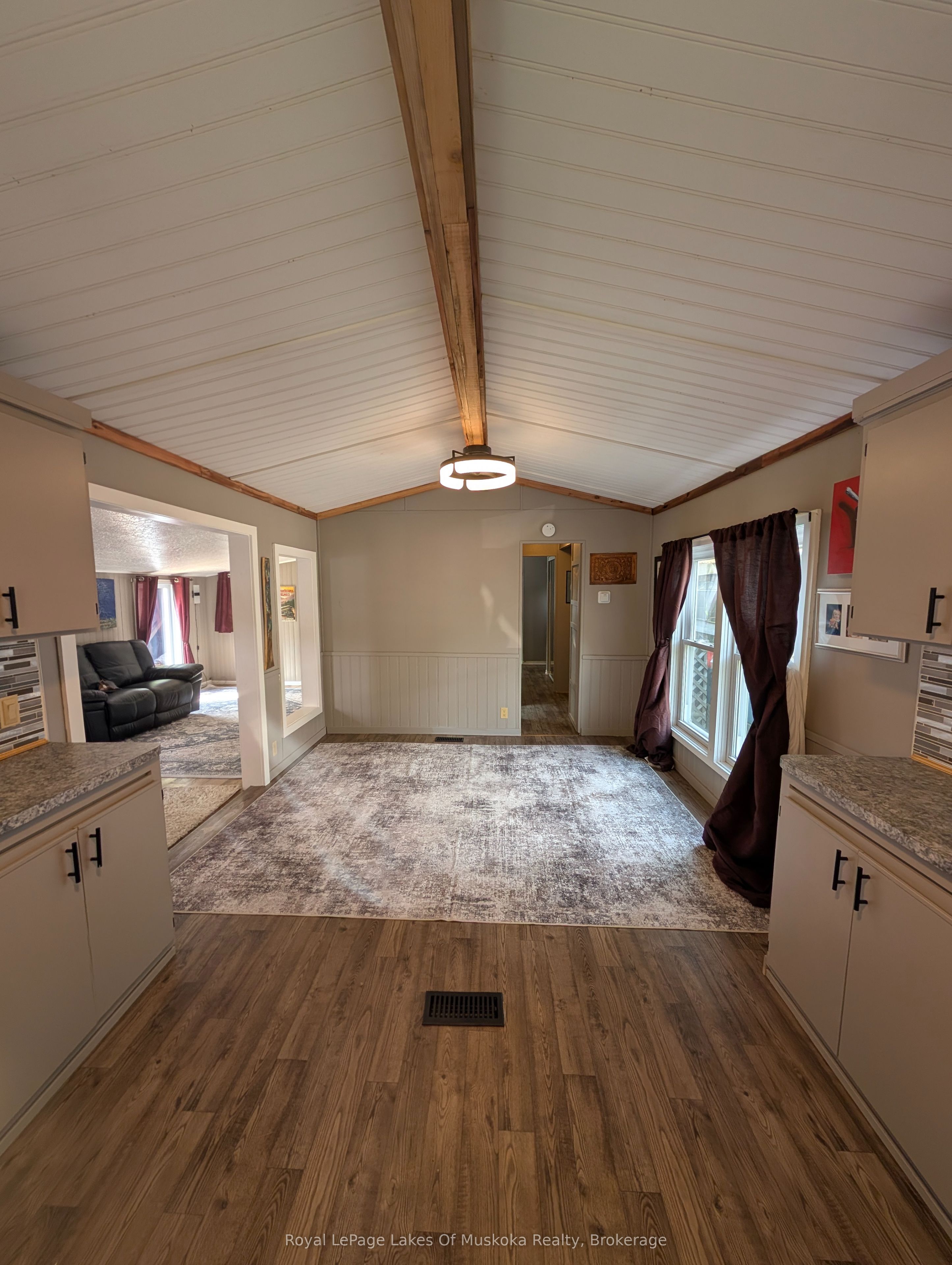 1007 Racoon Road 48 Property Photo 5