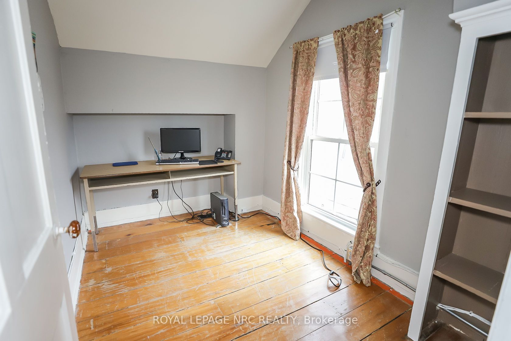 264 Ridge Road N Property Photo 28