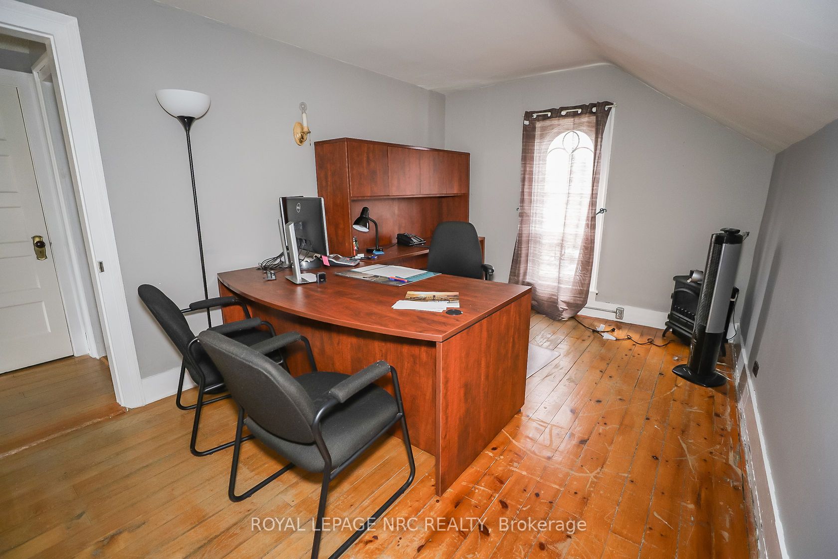 264 Ridge Road N Property Photo 32