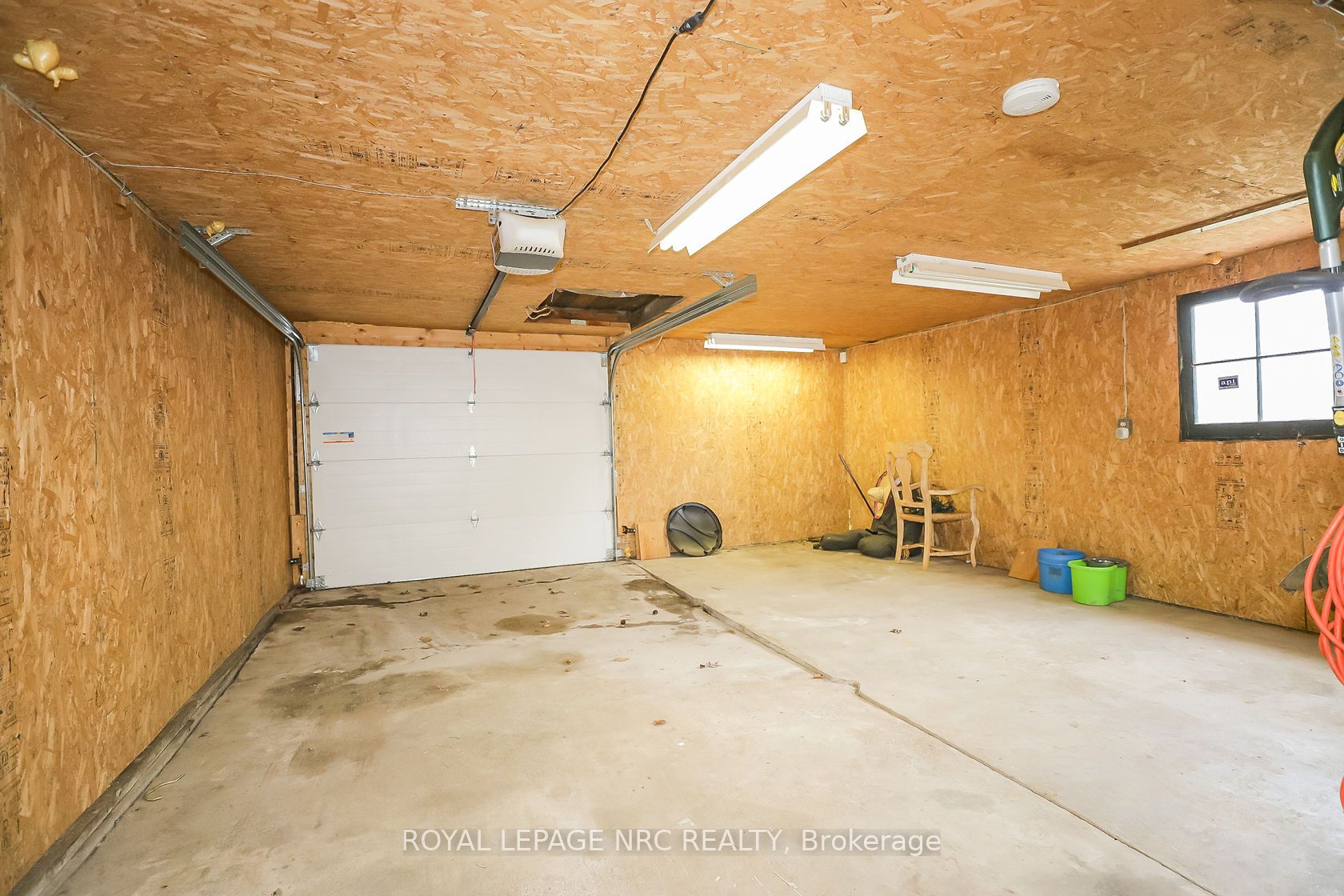 264 Ridge Road N Property Photo 37