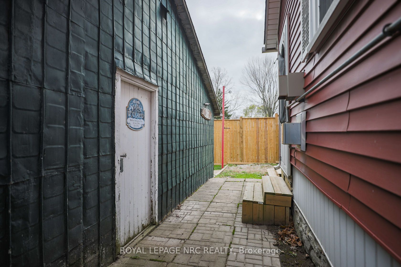 264 Ridge Road N Property Photo 42