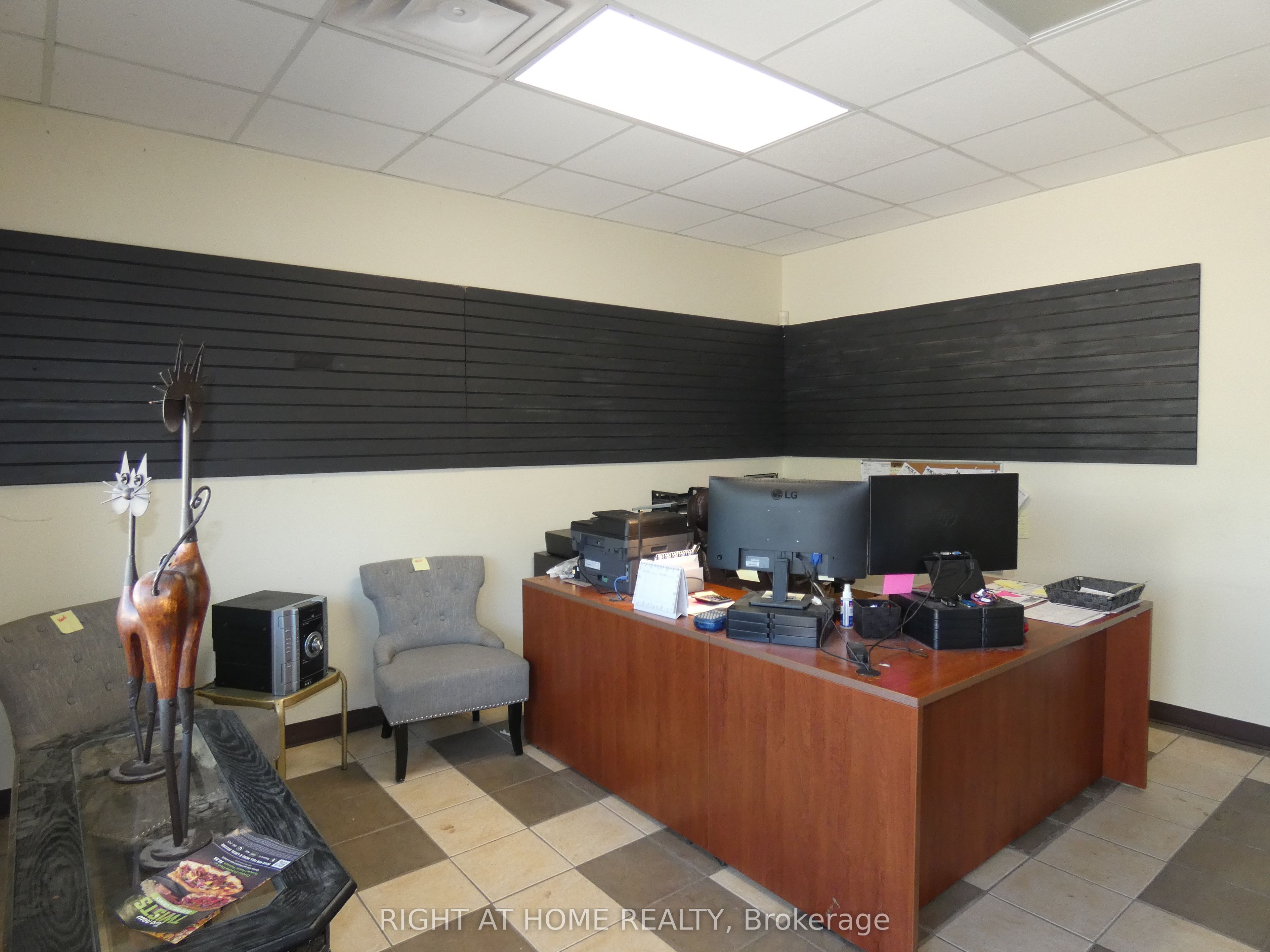 1319 Hammond Street Property Photo 4
