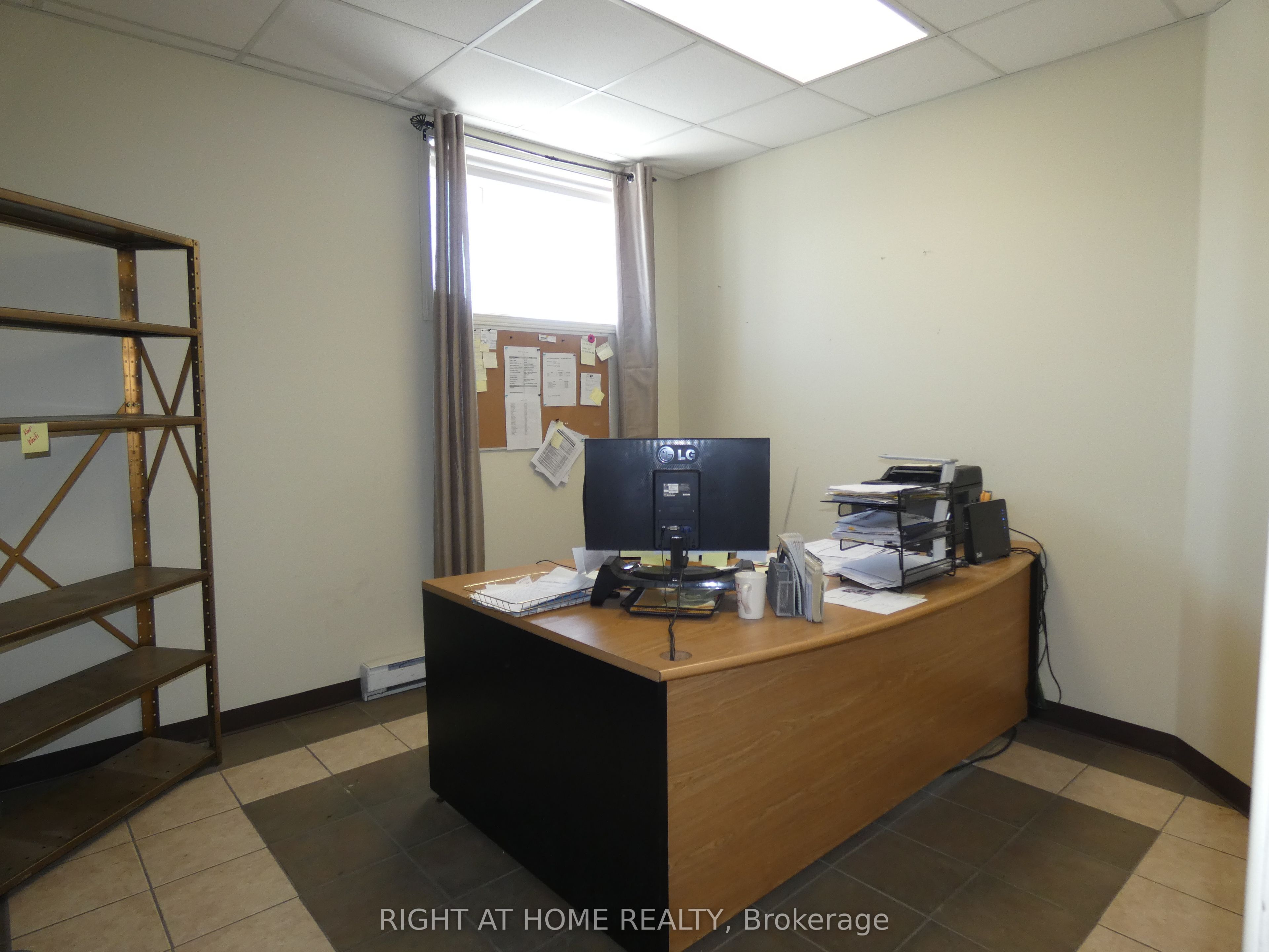 1319 Hammond Street Property Photo 5