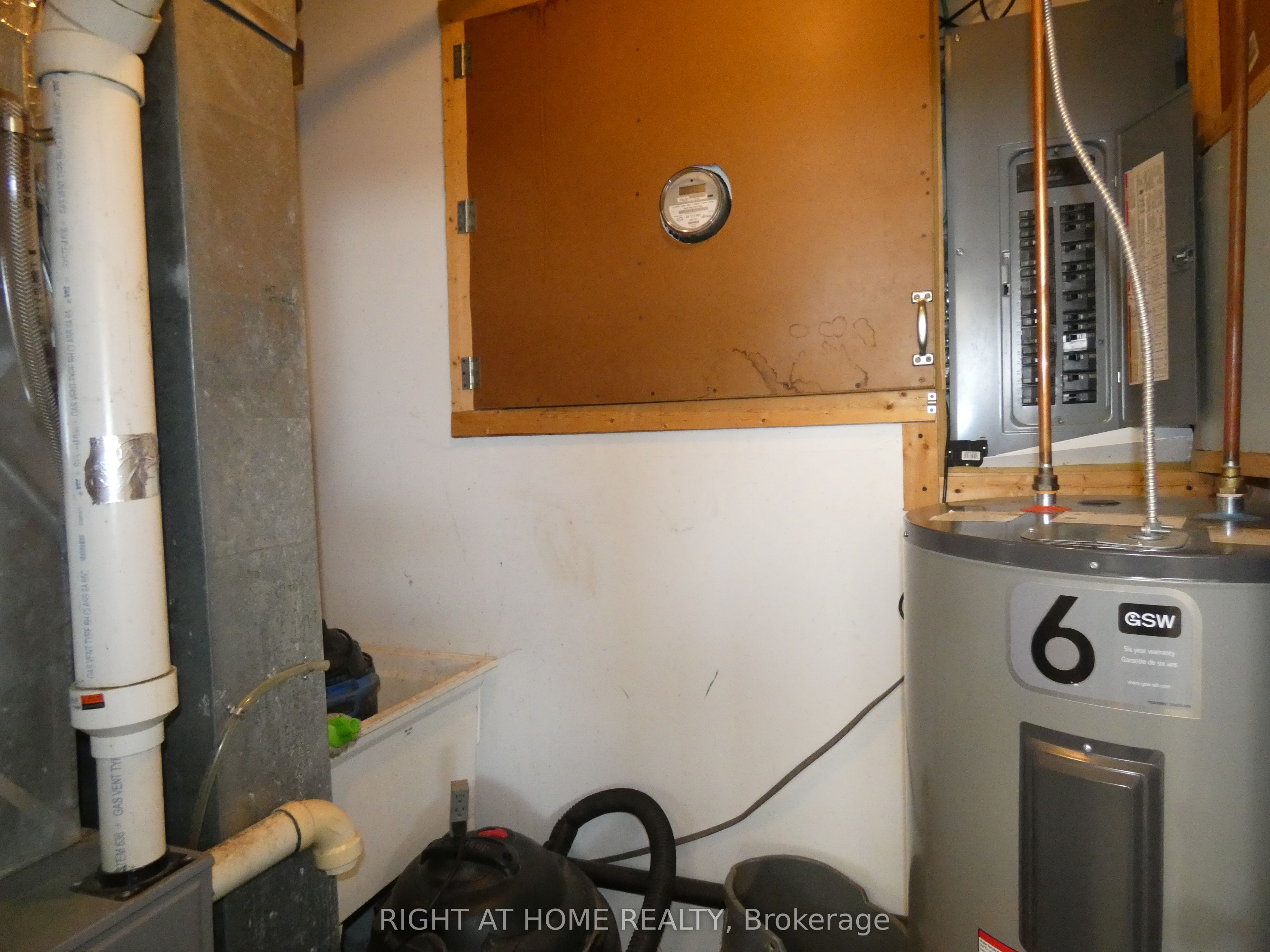 1319 Hammond Street Property Photo 17