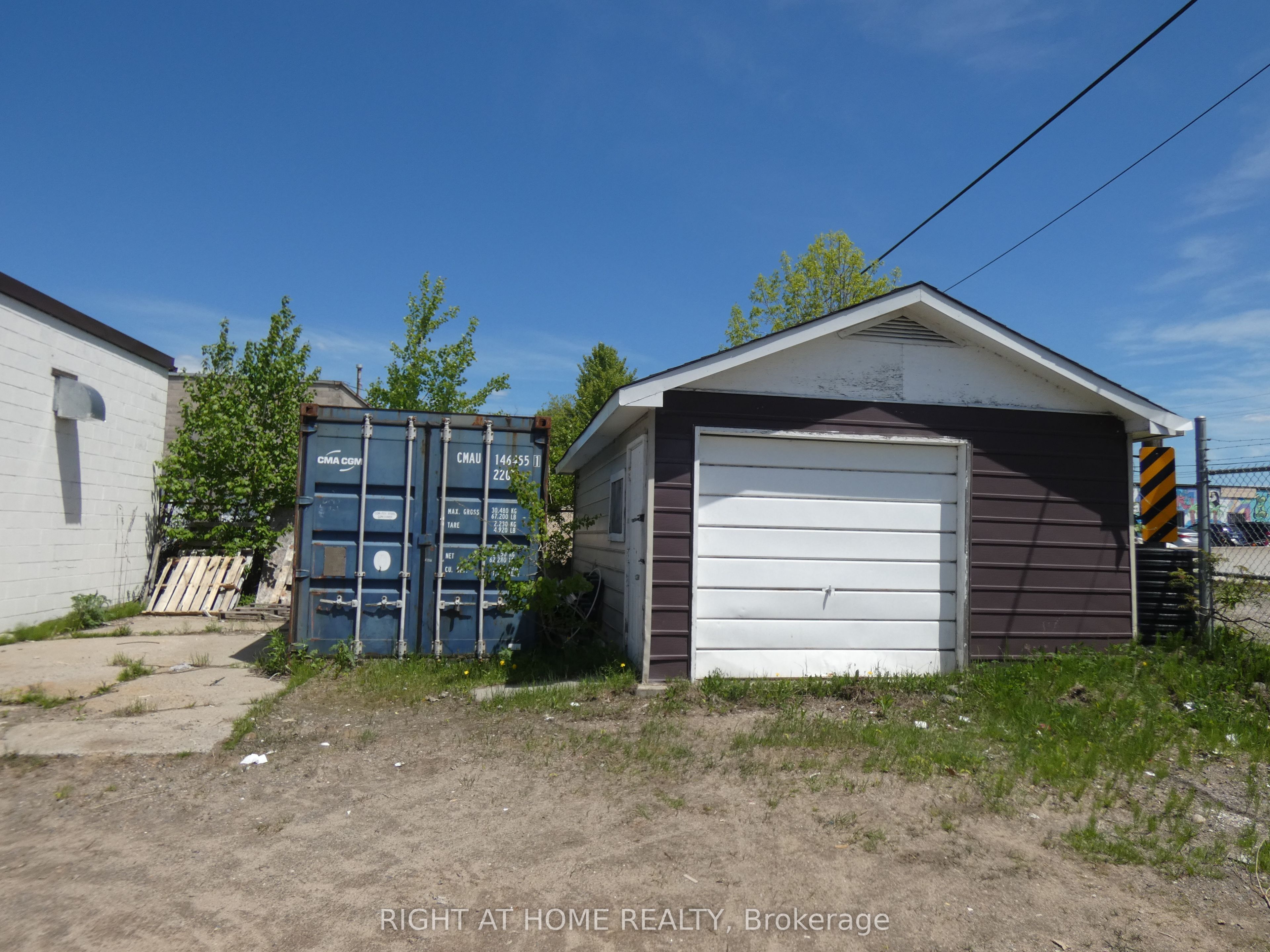 1319 Hammond Street Property Photo 20