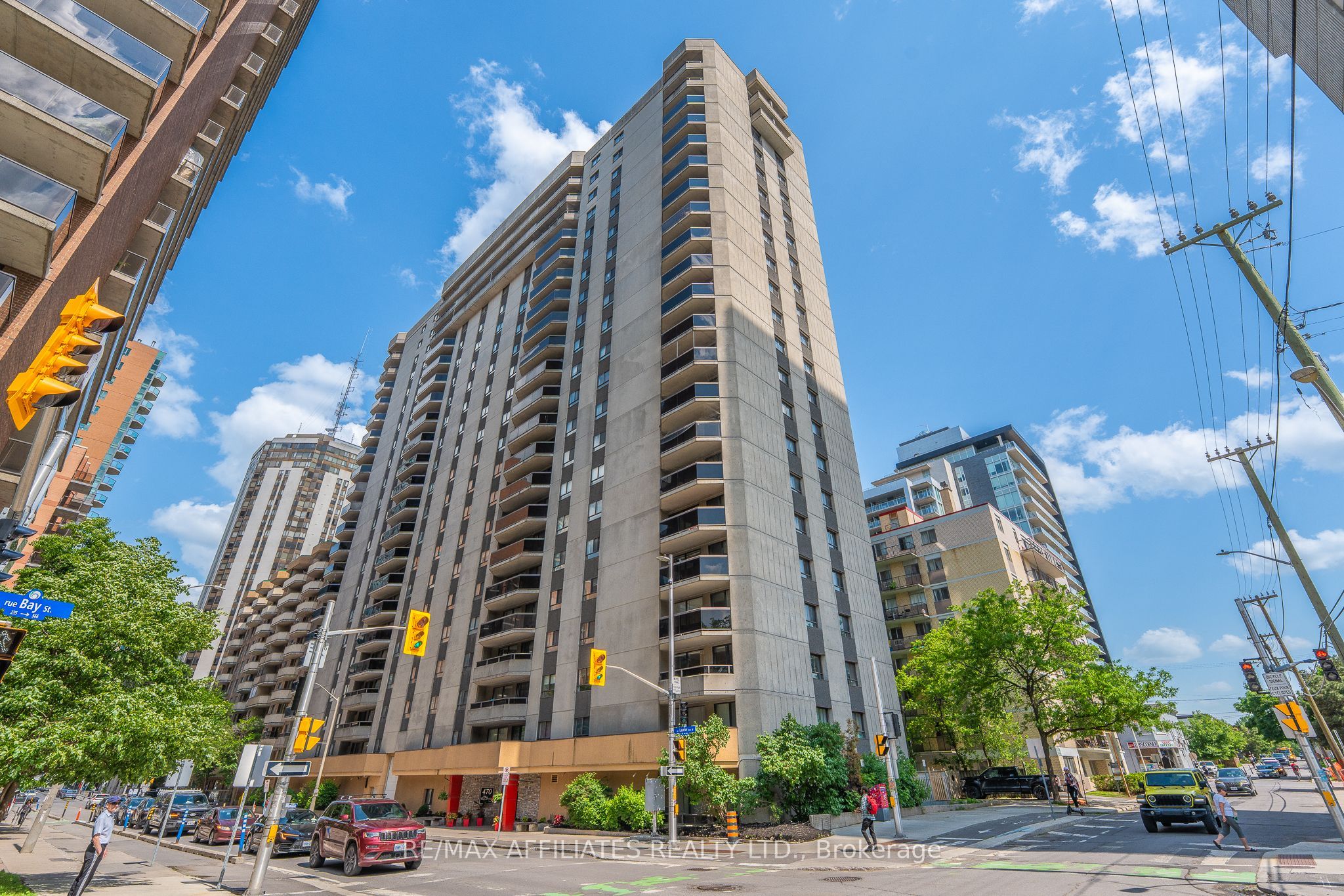 470 Laurier Avenue W PH-2301 Property Photo 1