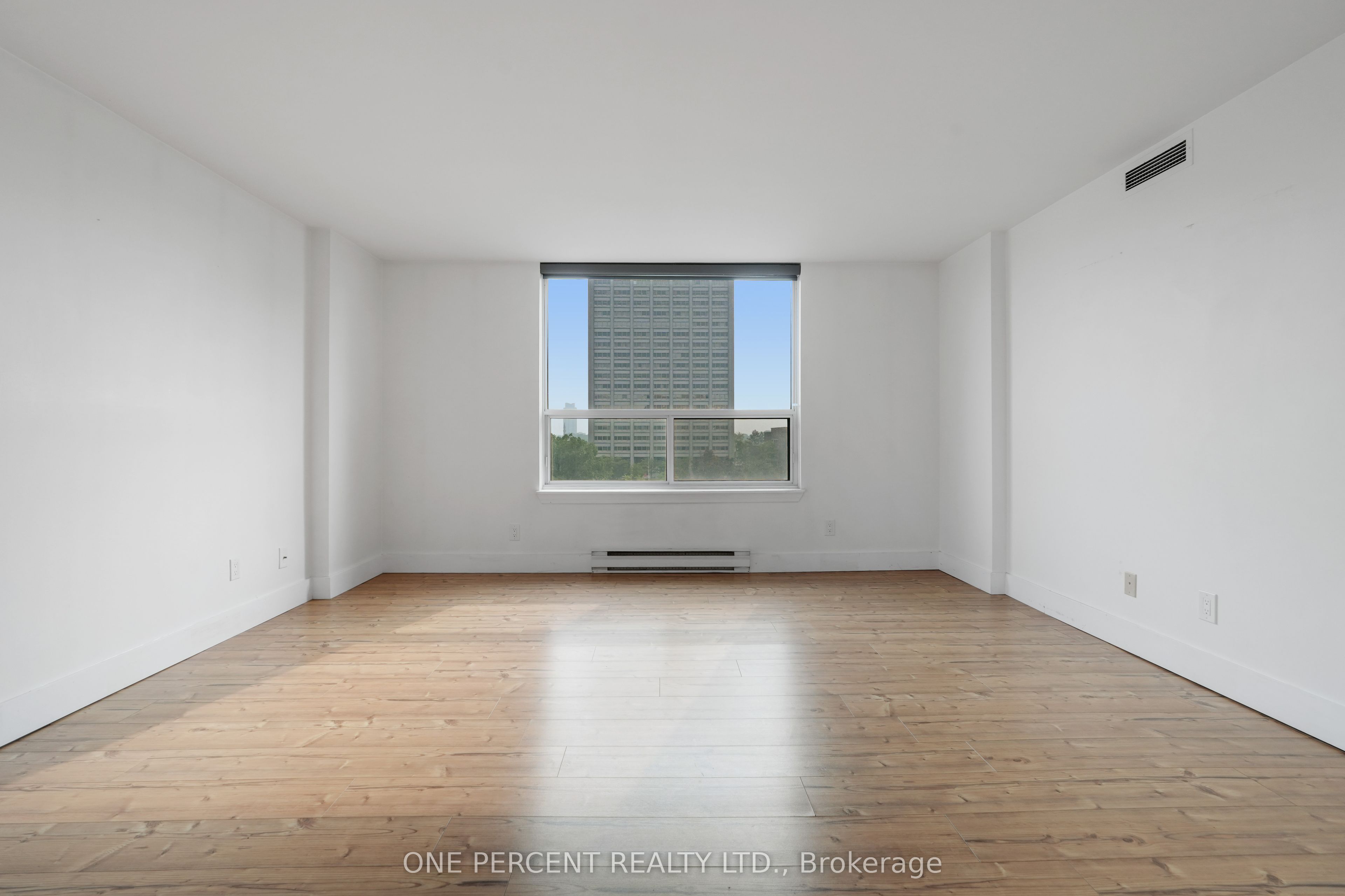 215 Parkdale Avenue 610 Property Photo 22