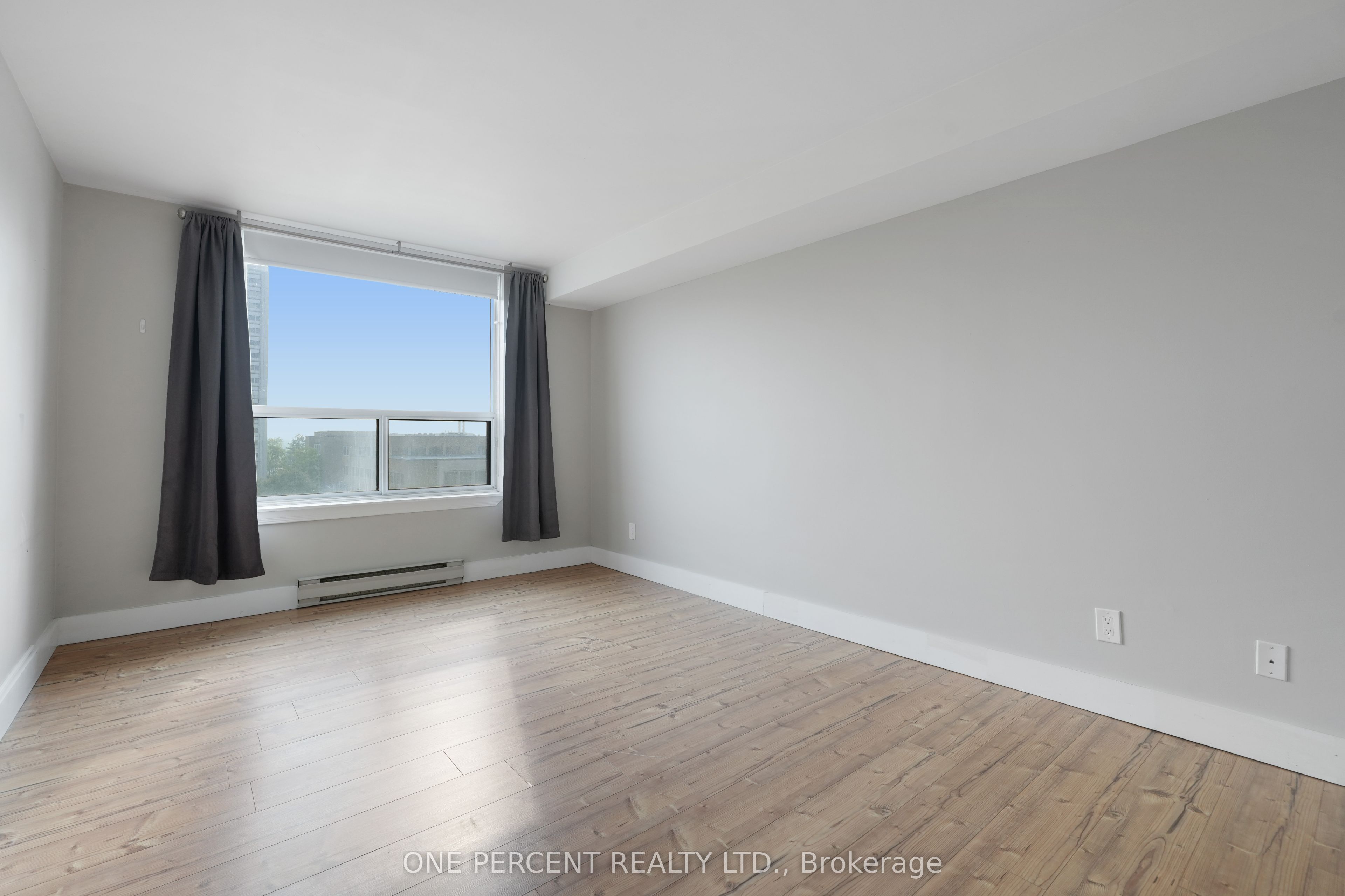 215 Parkdale Avenue 610 Property Photo 29