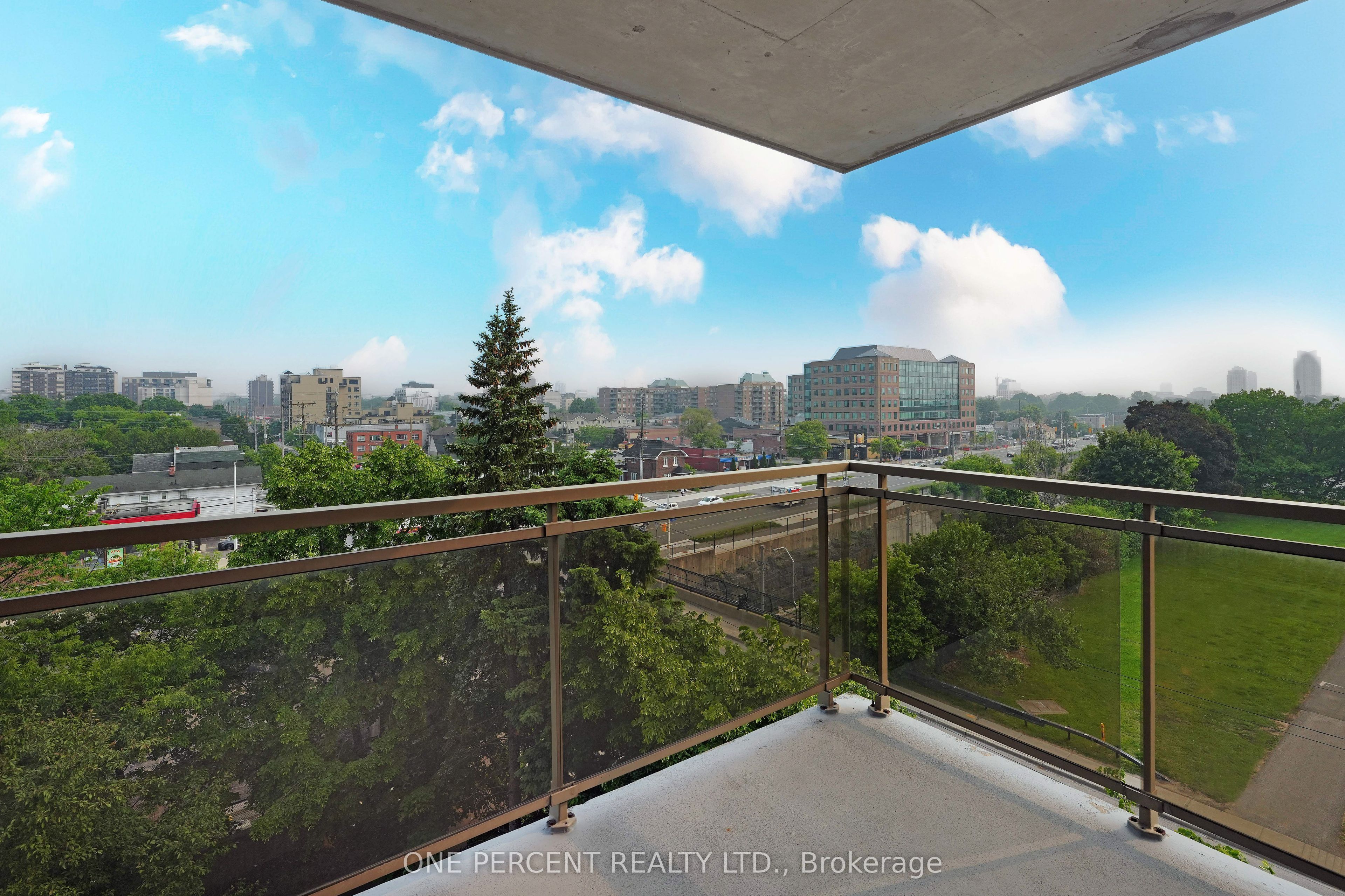 215 Parkdale Avenue 610 Property Photo 34