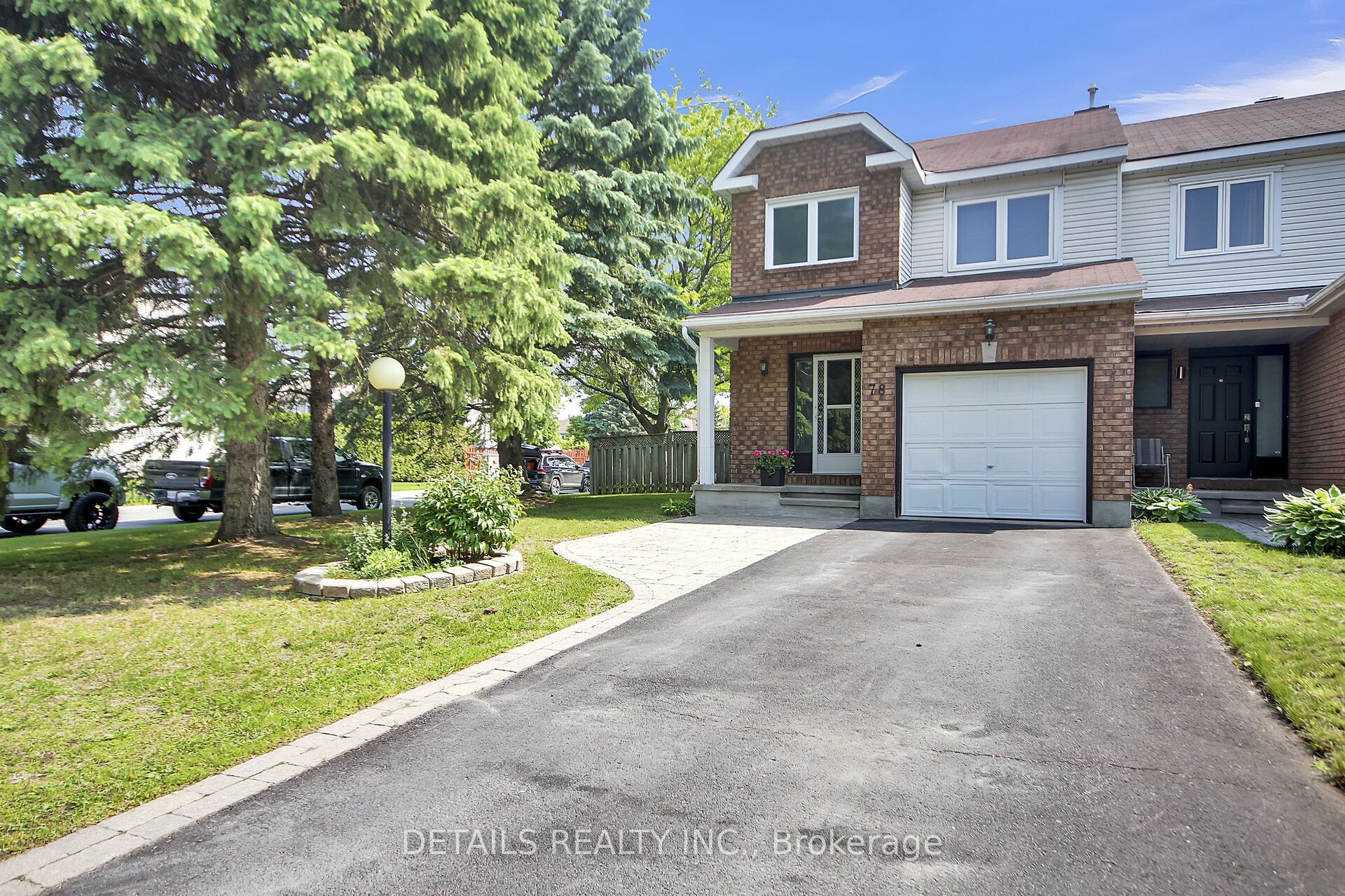 78 Markland Crescent Property Photo 1