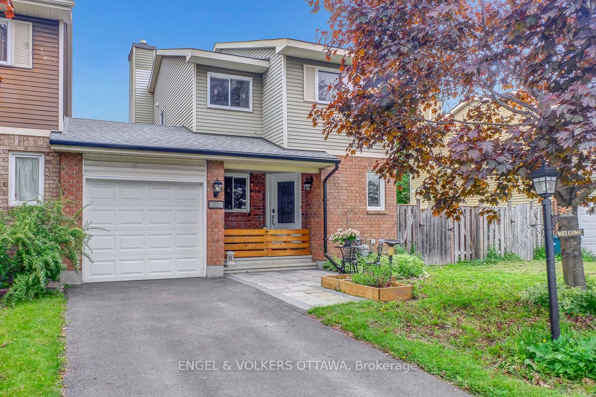 30 Sovereign Avenue Property Photo 1
