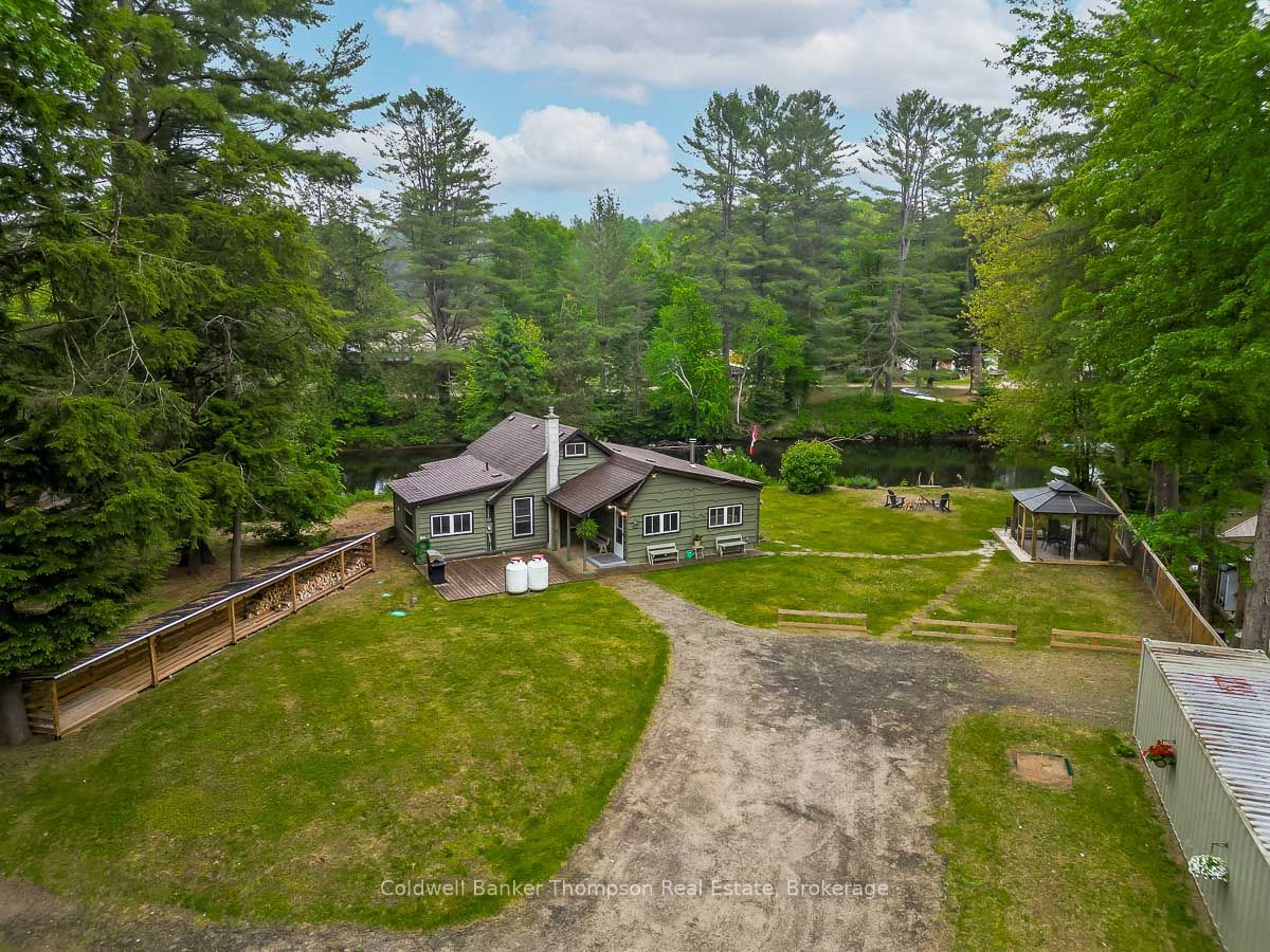 60 Bridgeview Ln Property Photo 1