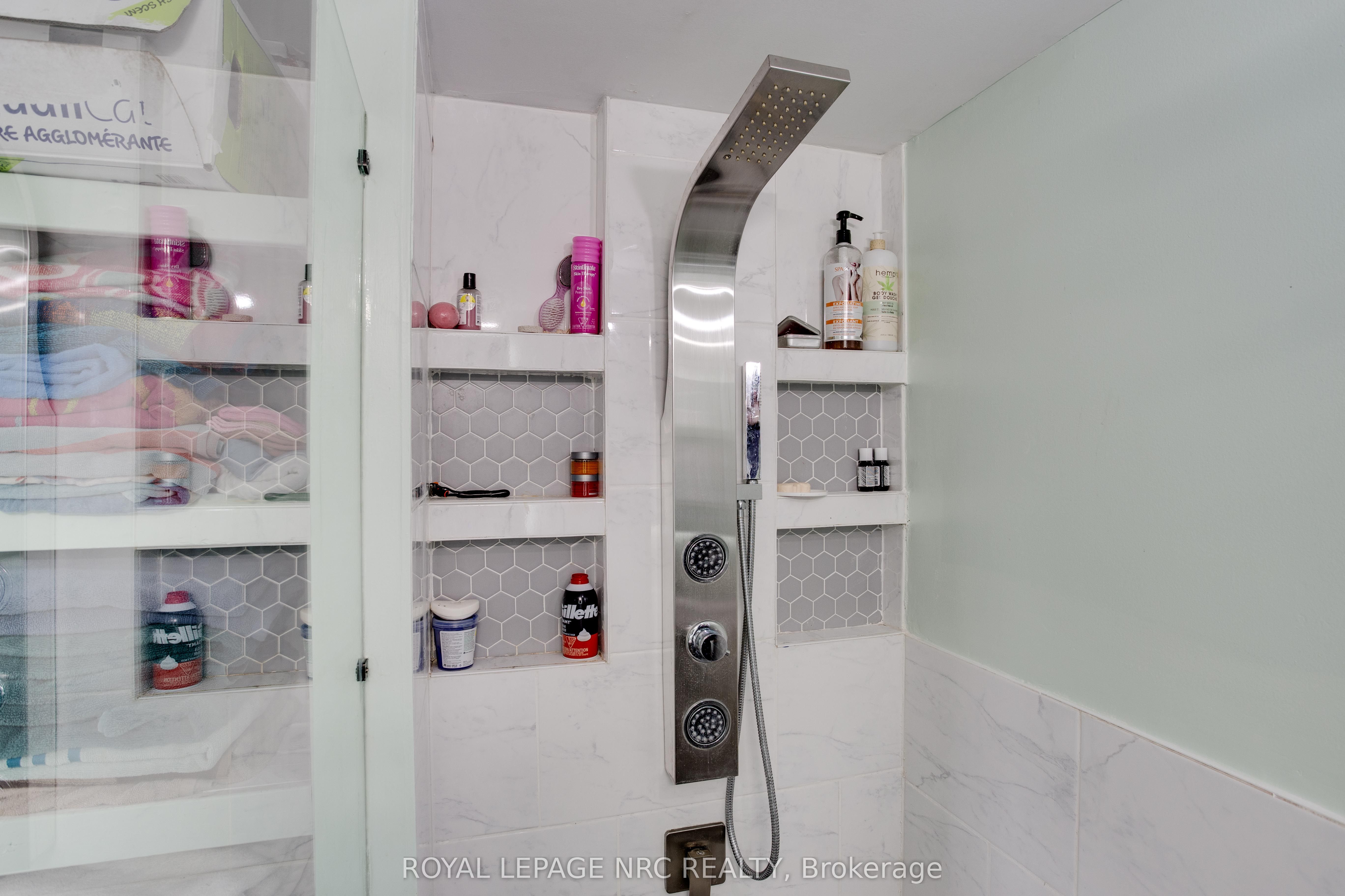 241 St. Paul Street W 297 Property Photo 18