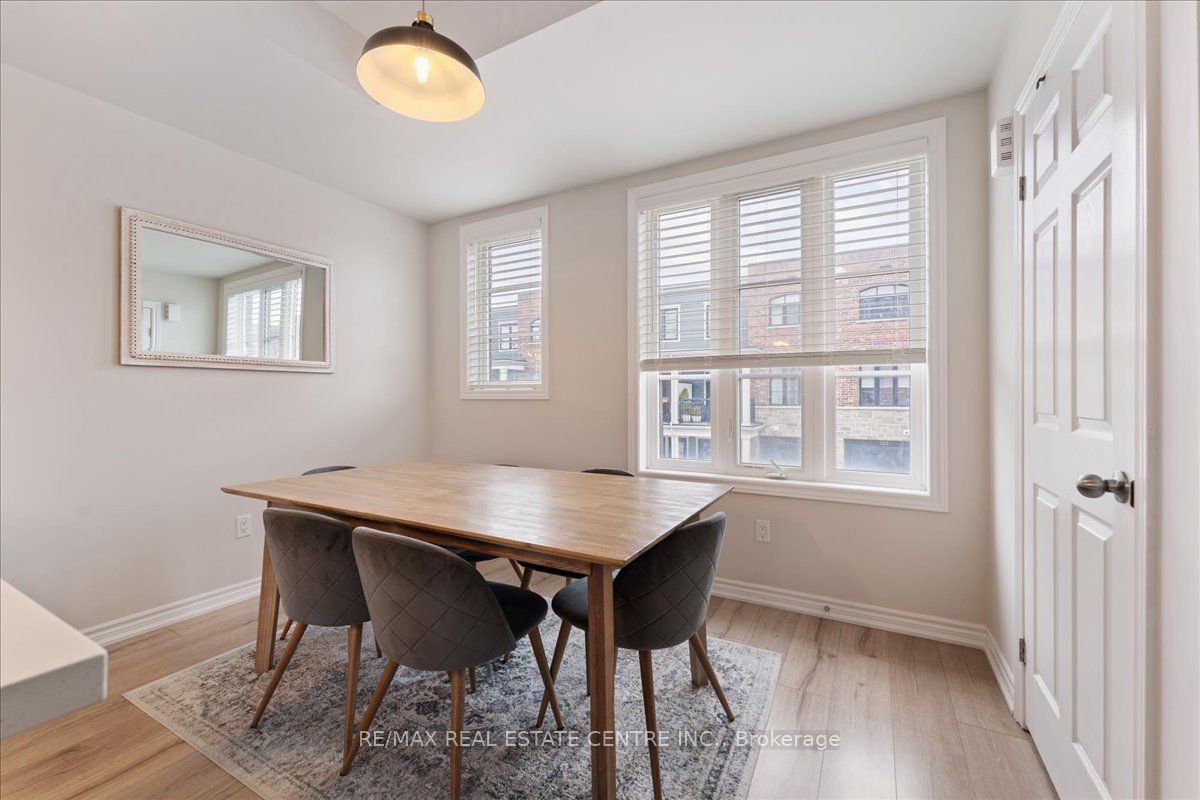 219 Dundas Street E 13 Property Photo 14