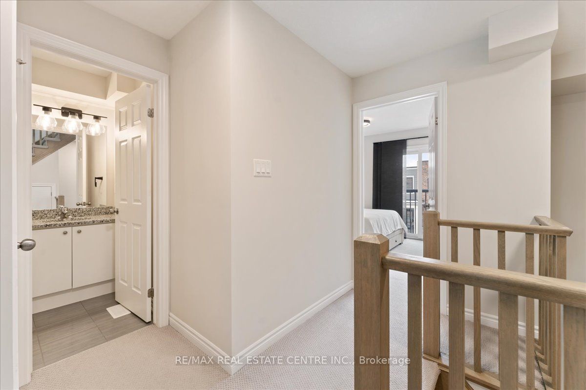 219 Dundas Street E 13 Property Photo 29