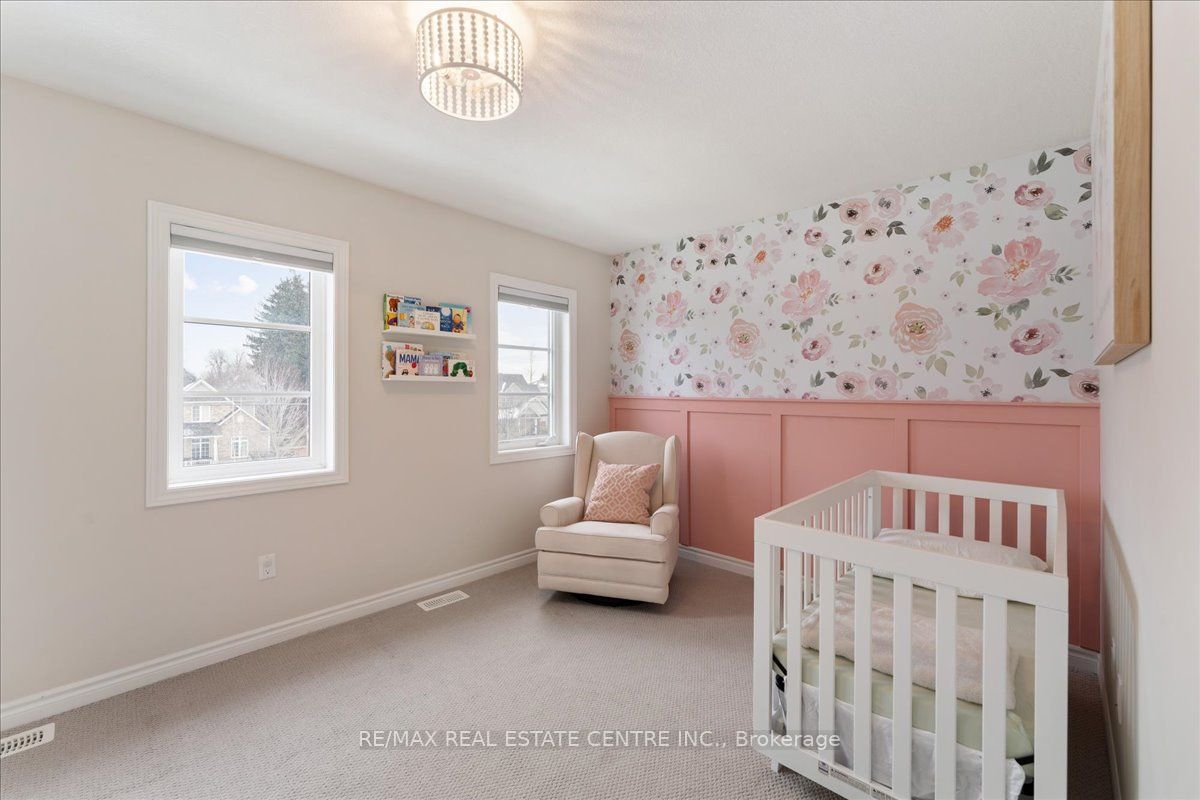 219 Dundas Street E 13 Property Photo 35