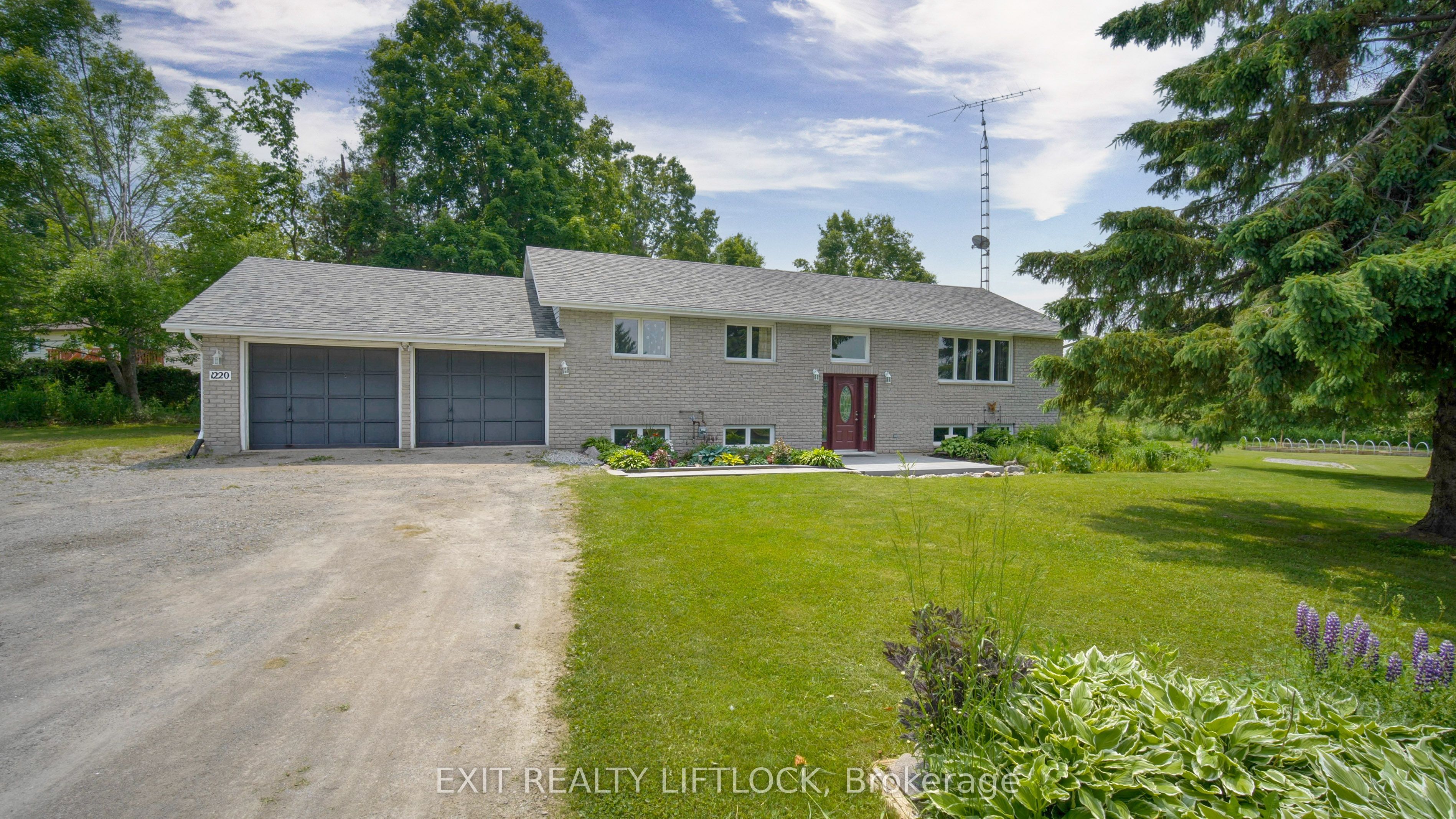 1220 Tara Road Property Photo 1