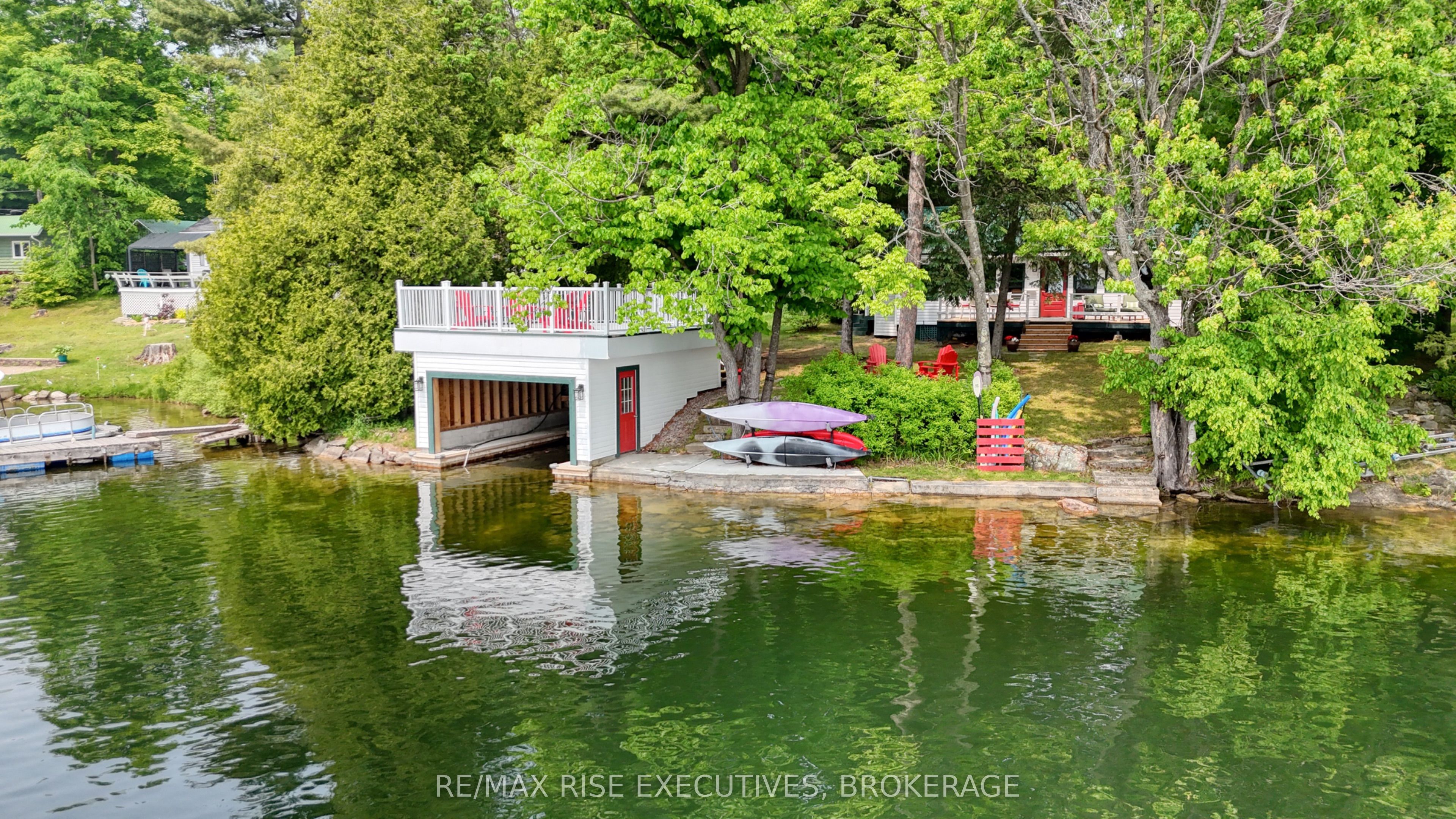 936 Rollingbank Lane Property Photo 1