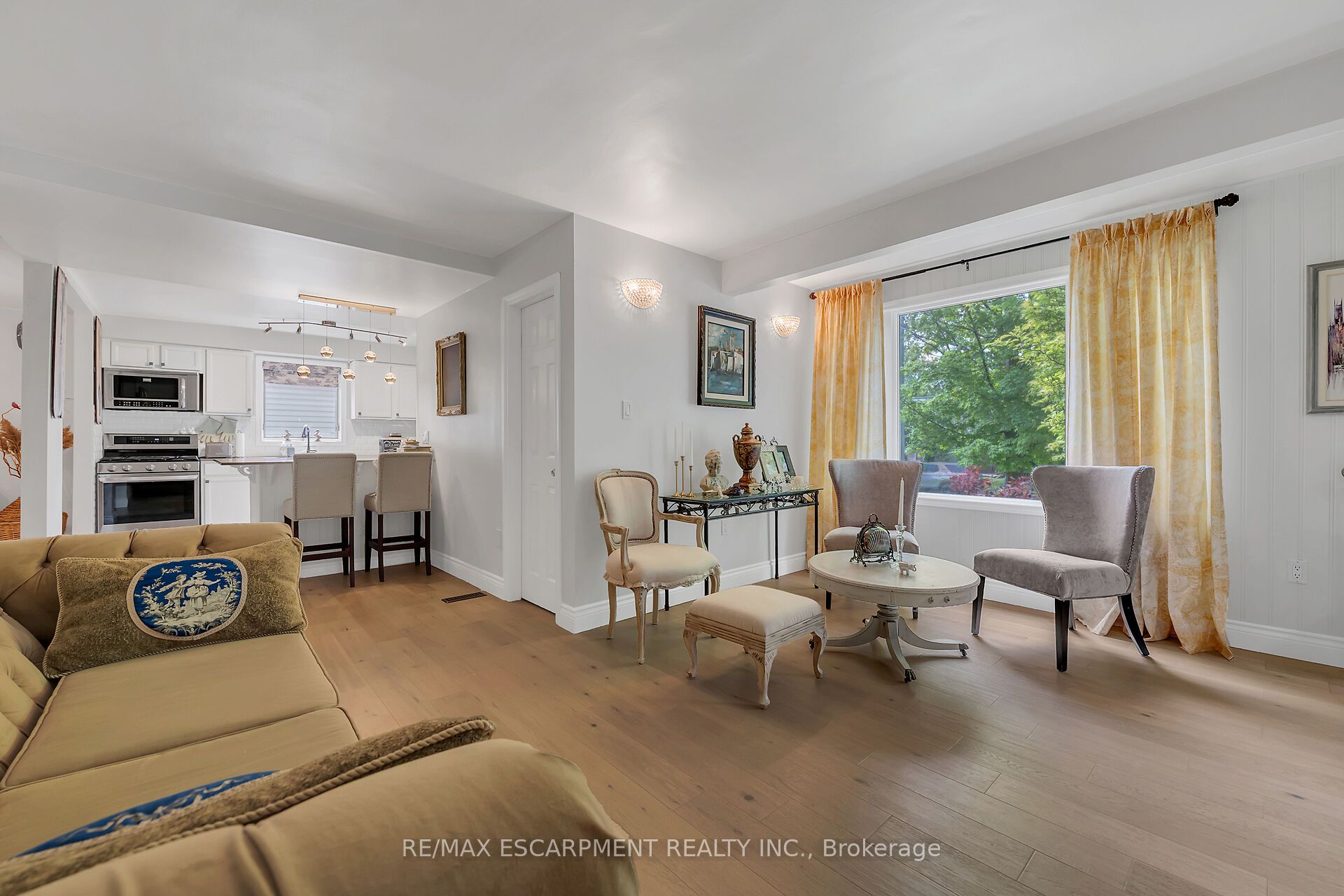 148 Lakeshore Road Property Photo 16