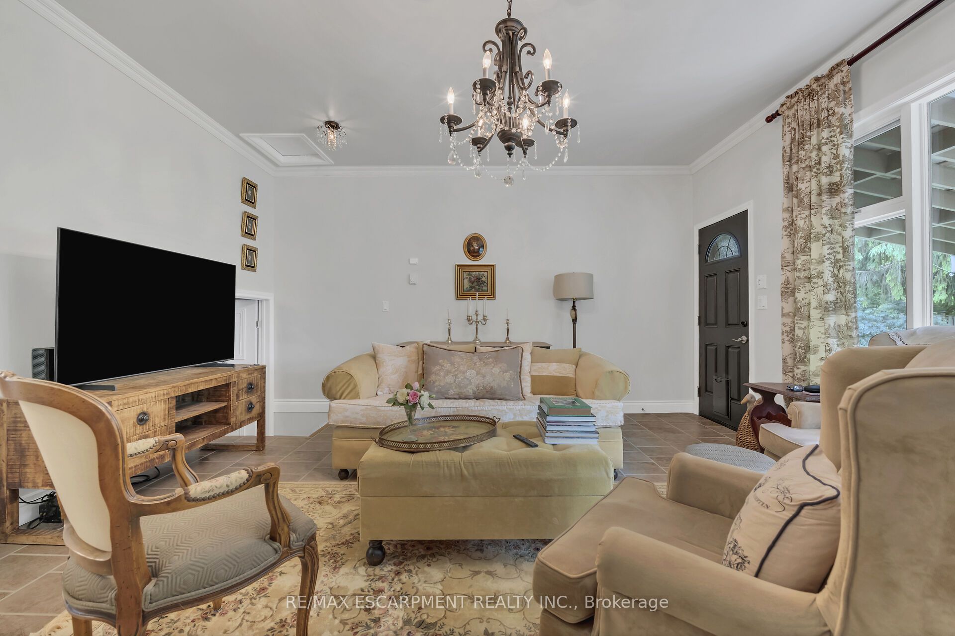 148 Lakeshore Road Property Photo 23