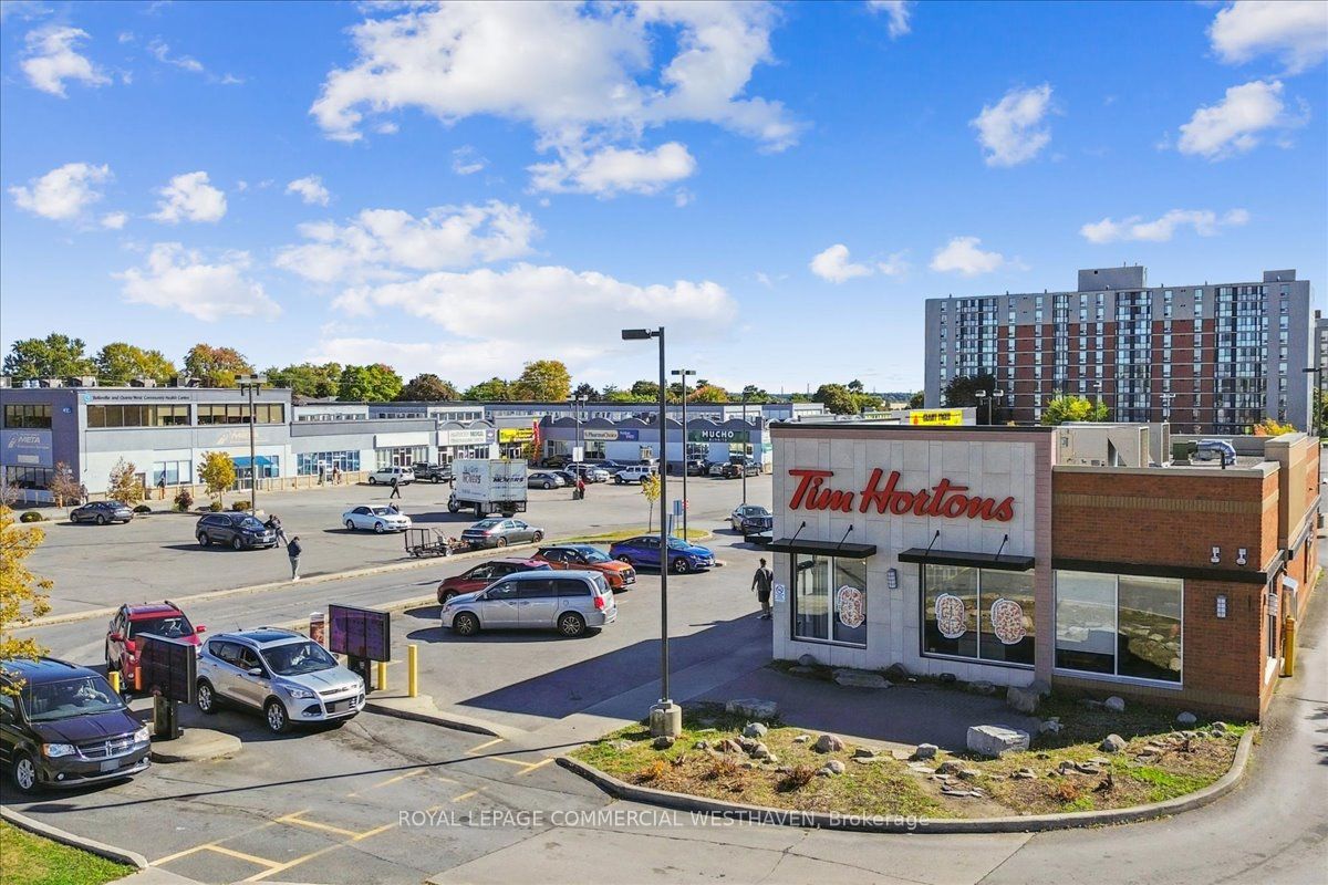 161 Bridge Street W Property Photo 7