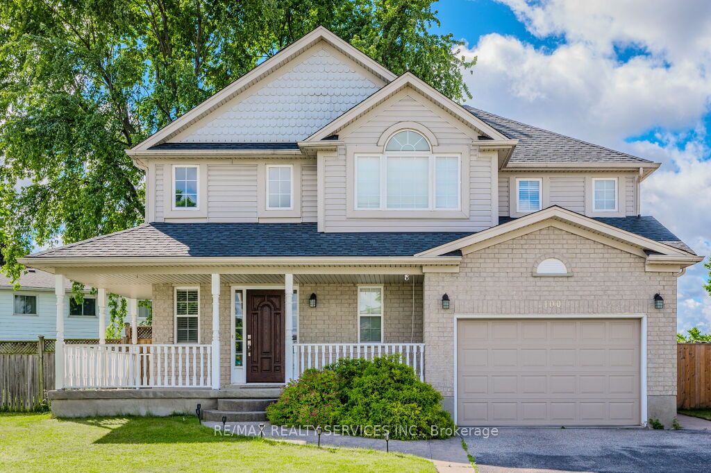 100 Acorn Way Property Photo 1