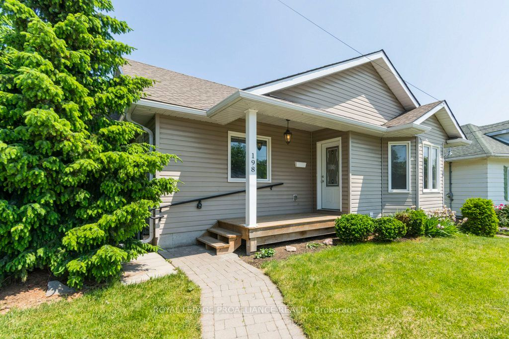 198 Moira Street W Property Photo