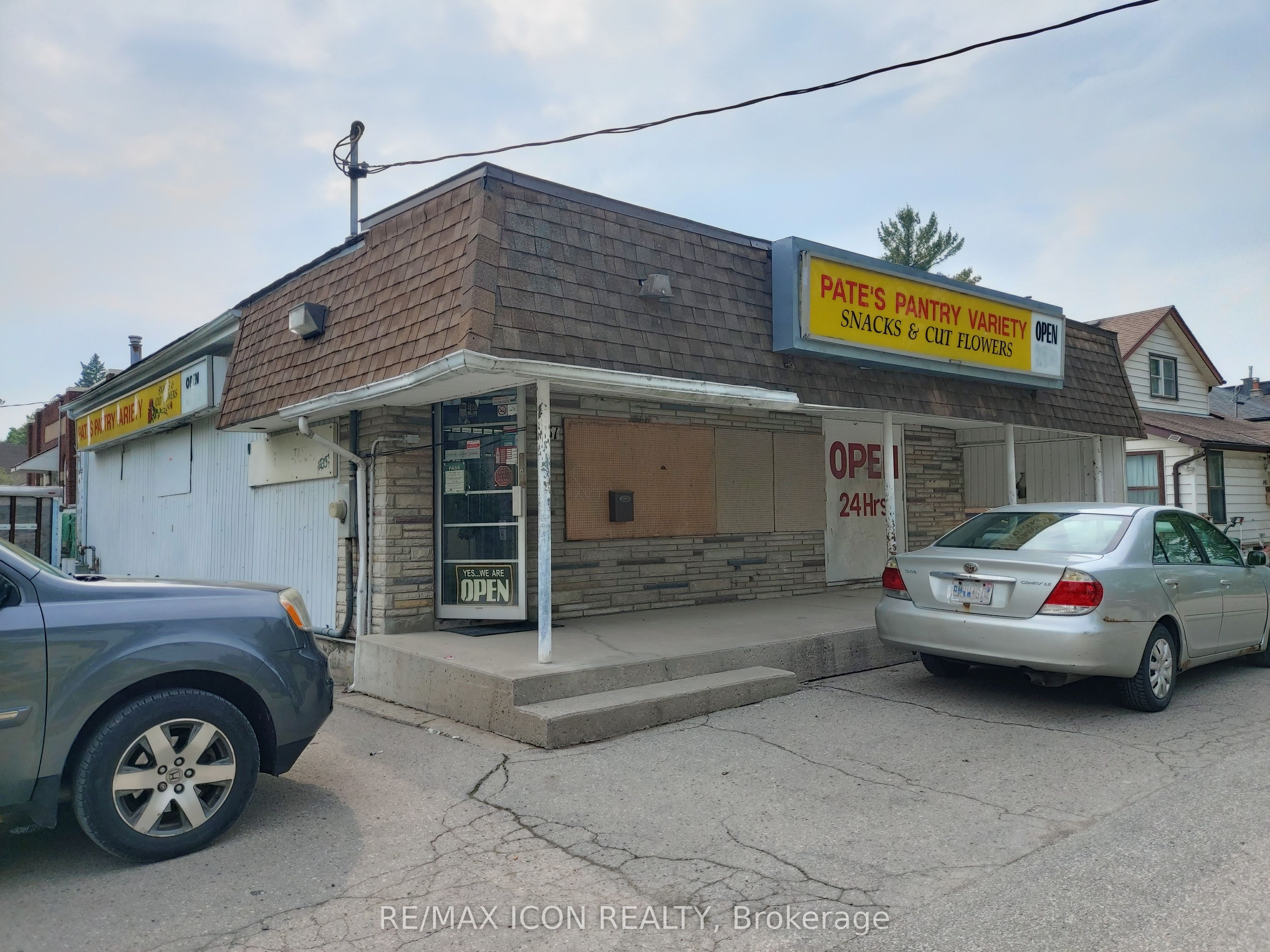 131 Waterloo Street Property Photo 1