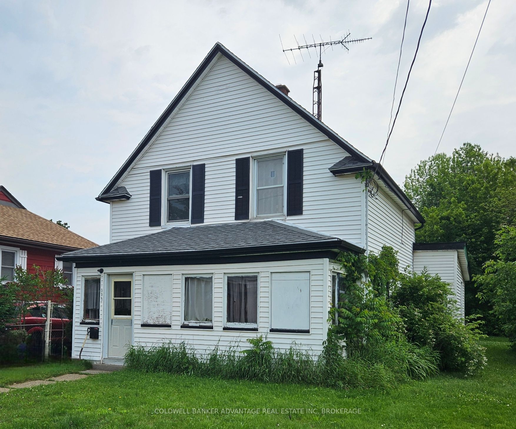 117 HUMBODLT Parkway Property Photo 1